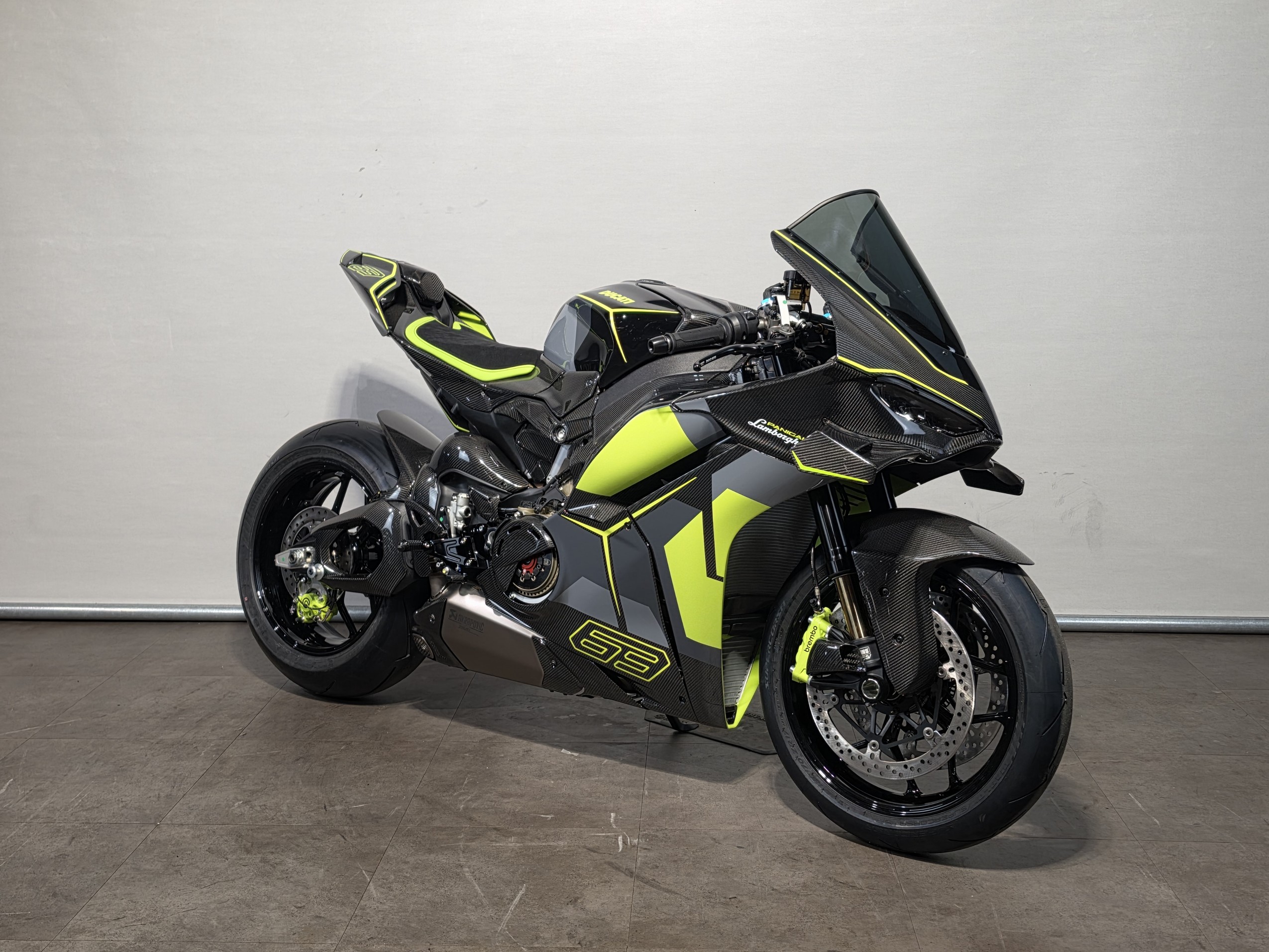 DUCATI PANIGALE V4 LAMBORGHINI