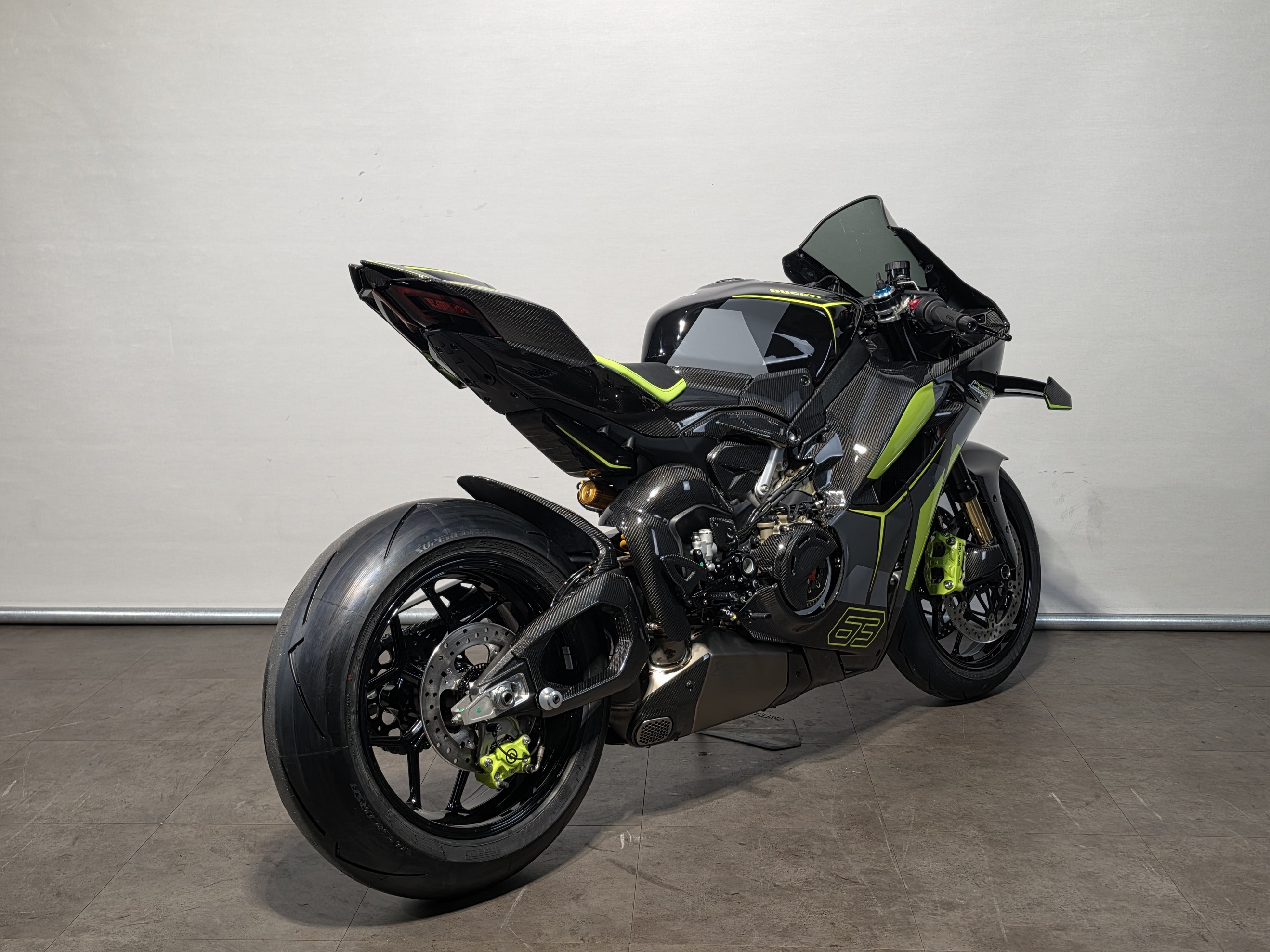 DUCATI PANIGALE V4 LAMBORGHINI