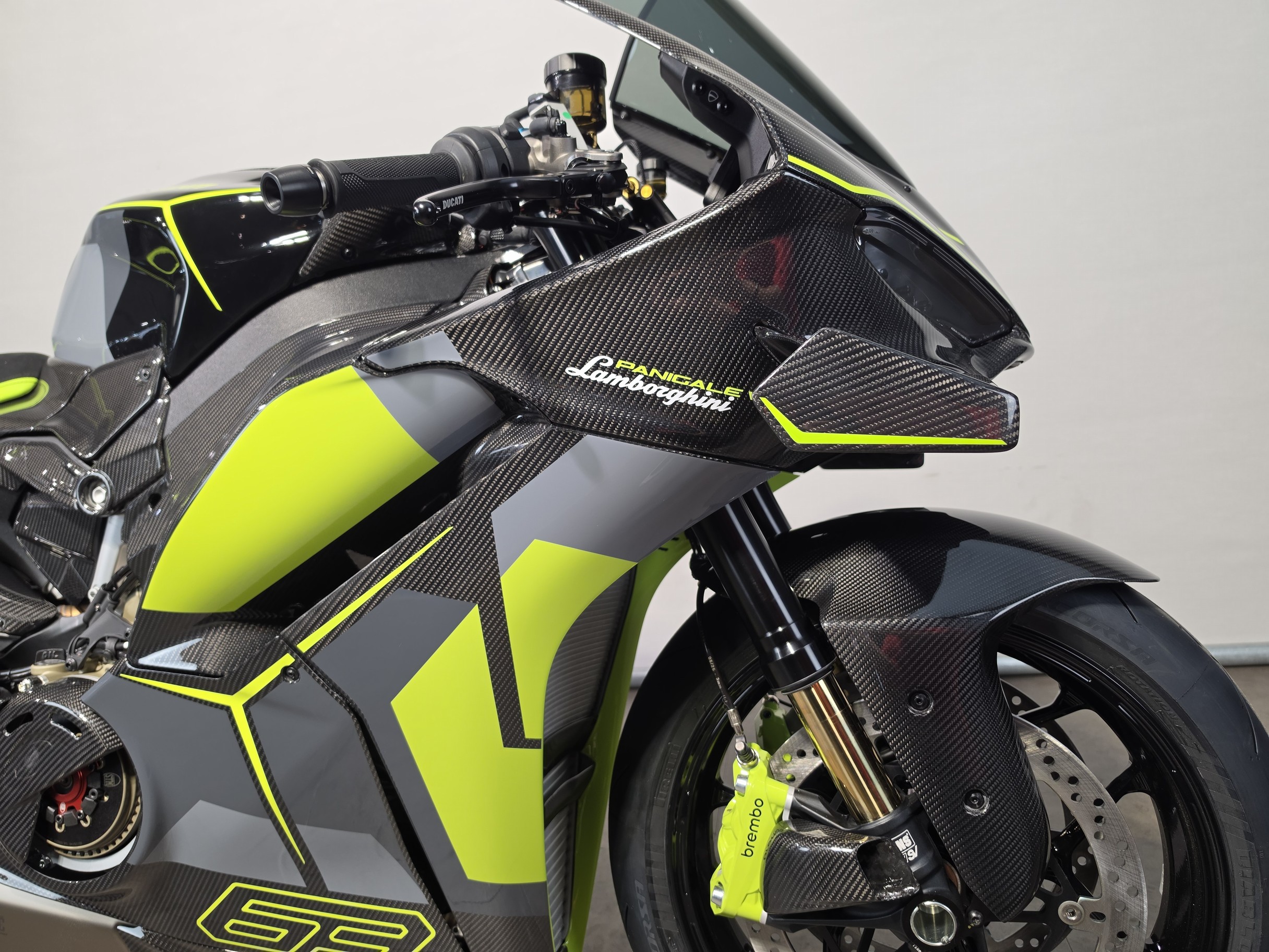 DUCATI PANIGALE V4 LAMBORGHINI