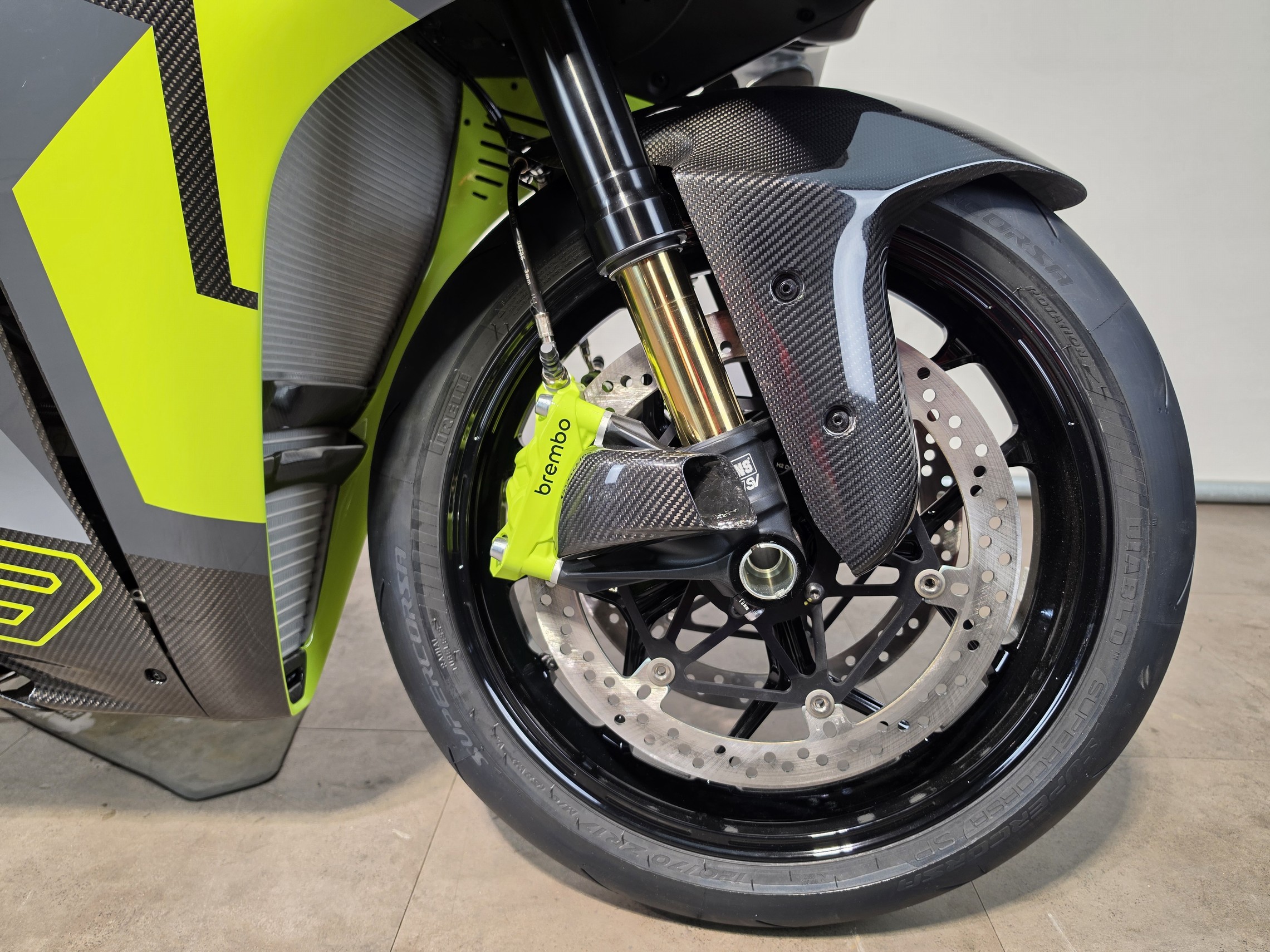 DUCATI PANIGALE V4 LAMBORGHINI