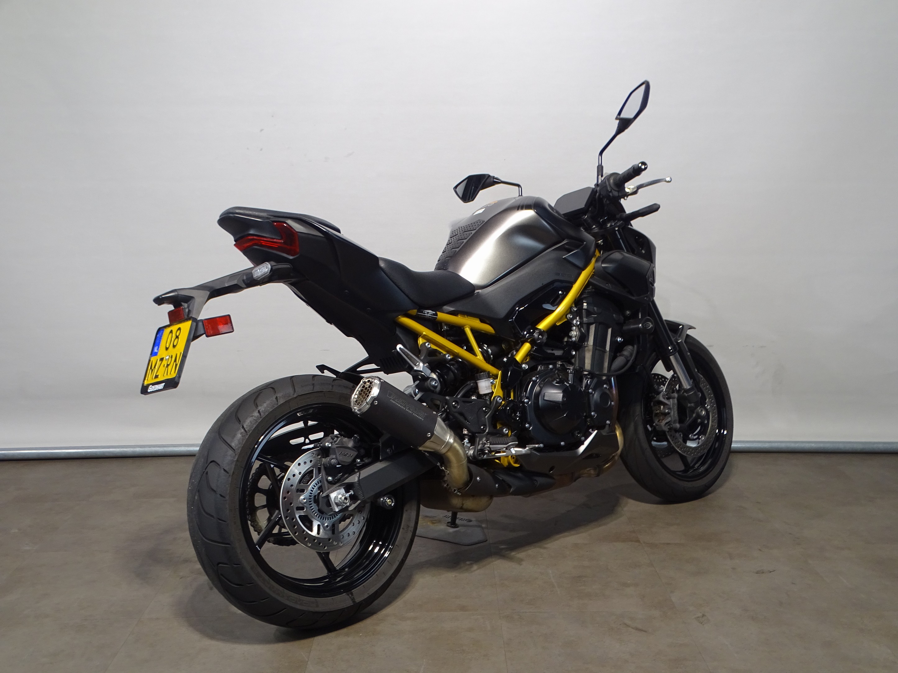 KAWASAKI Z 900 35 KW