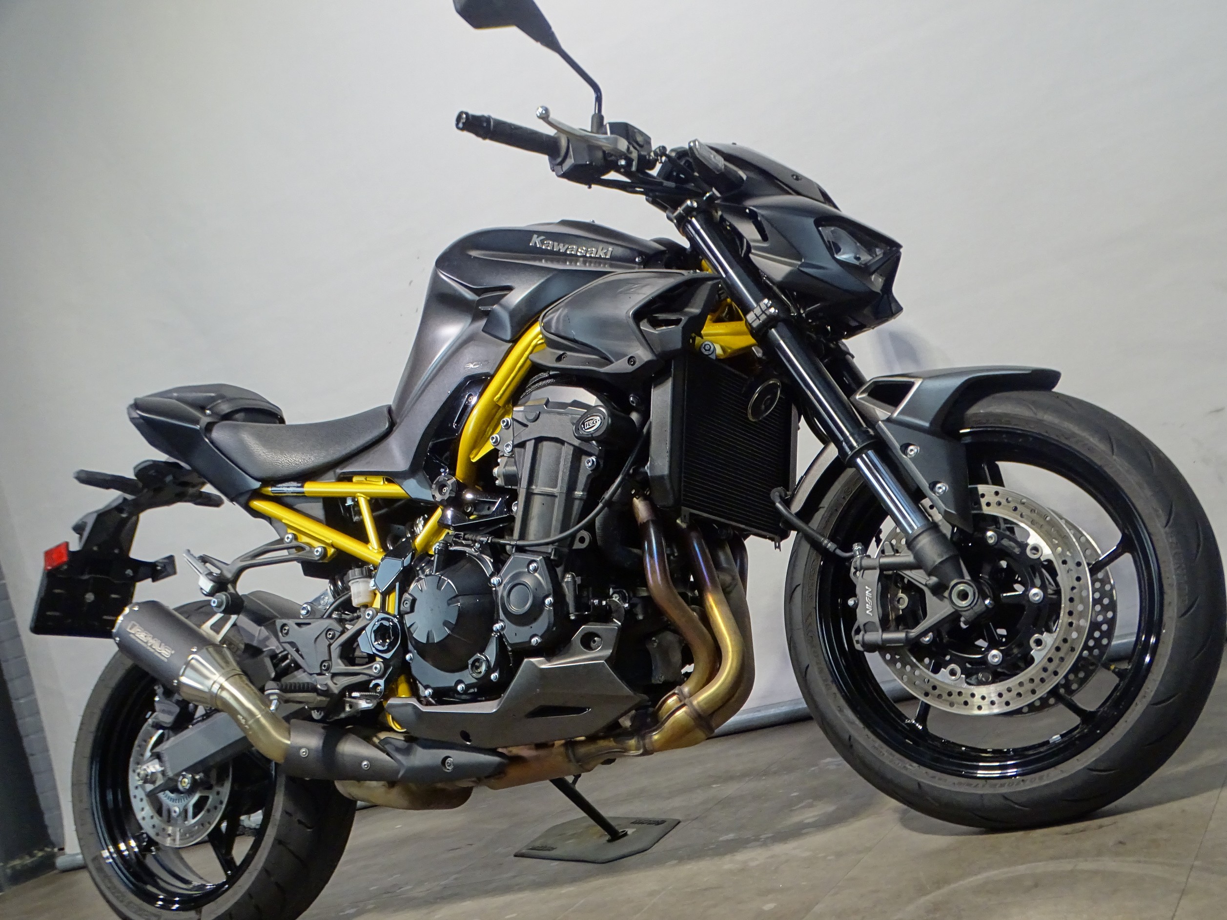 KAWASAKI Z 900 35 KW