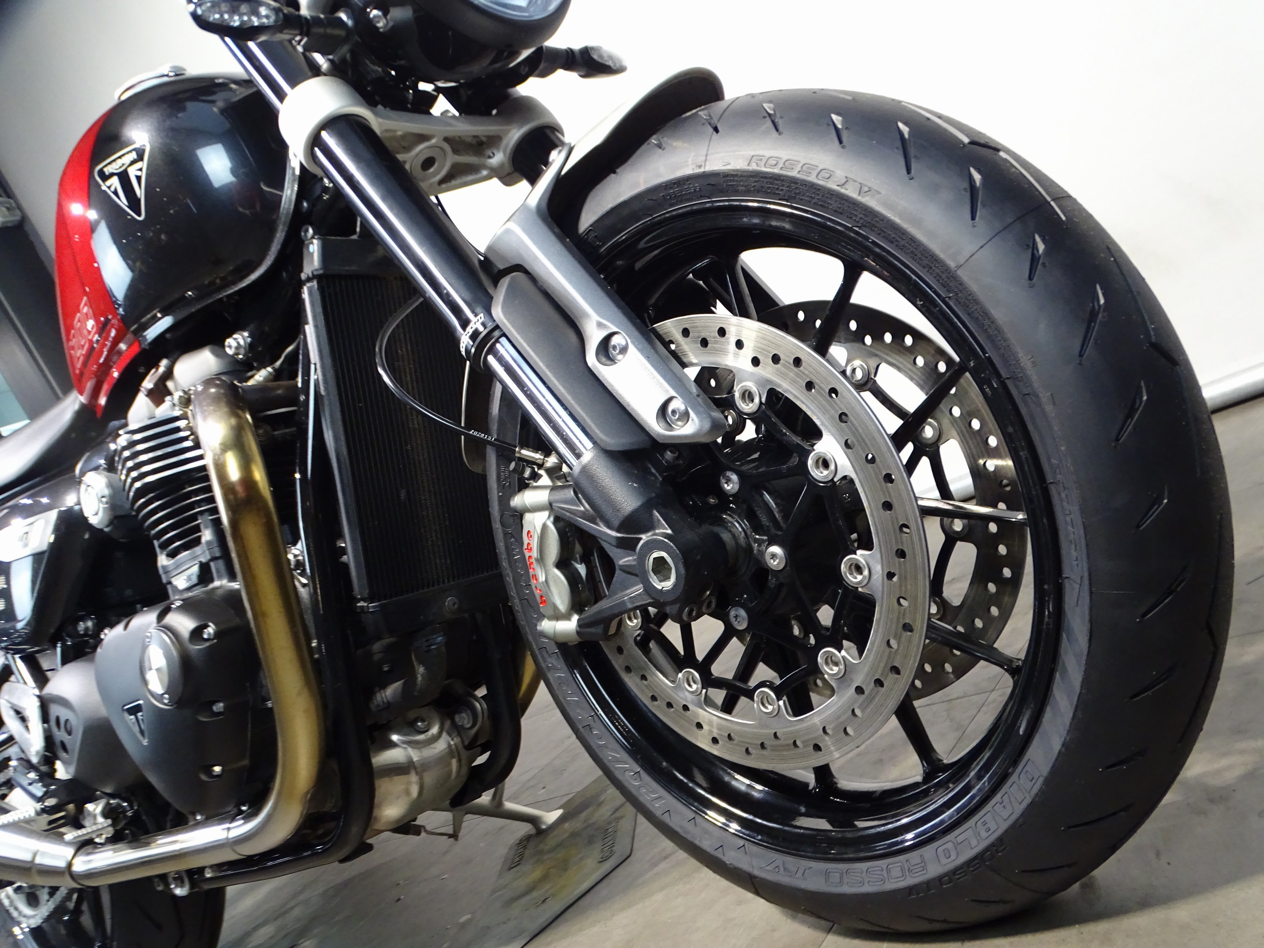 TRIUMPH SPEED TWIN 1200