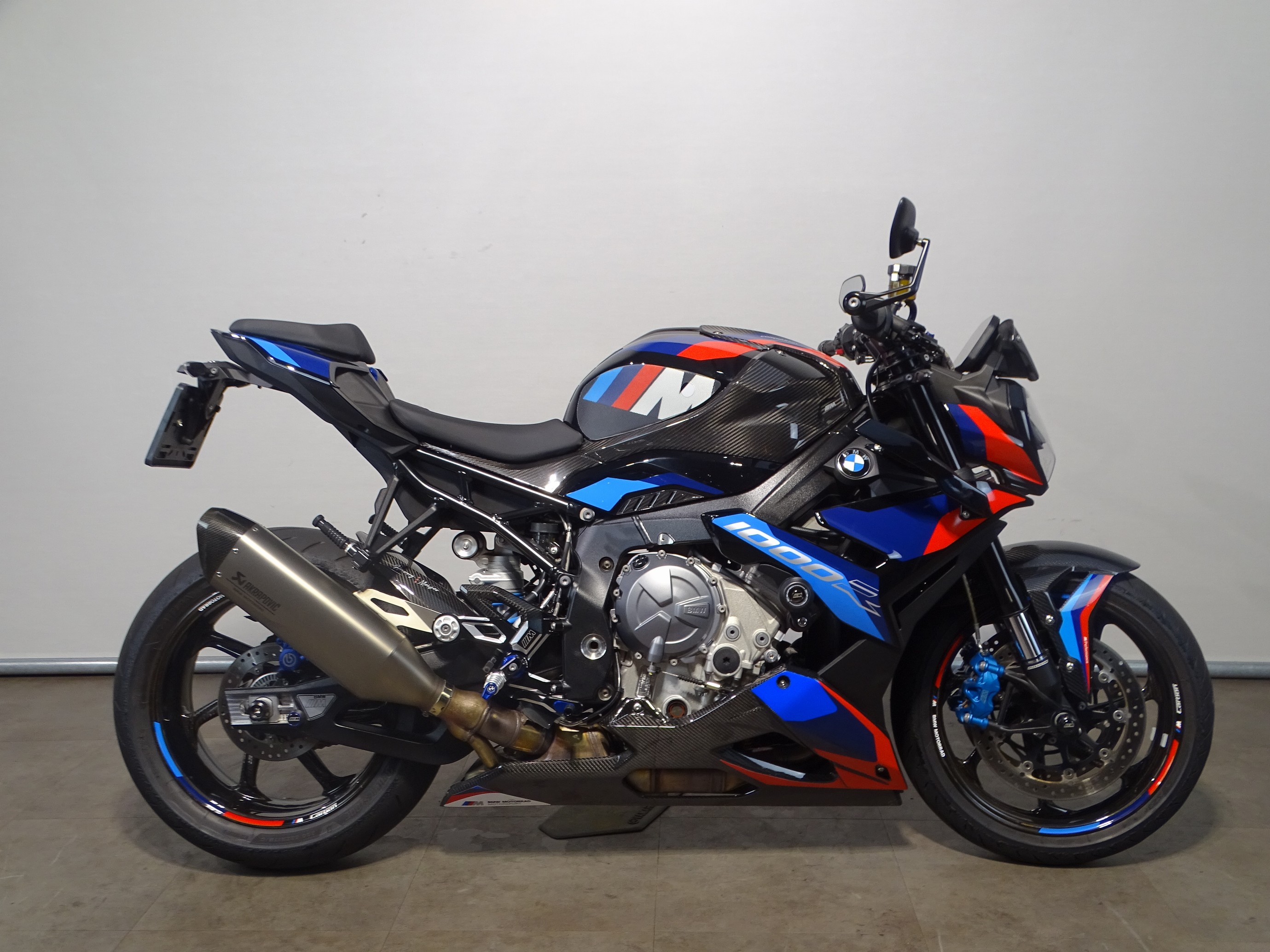BMW M 1000 R