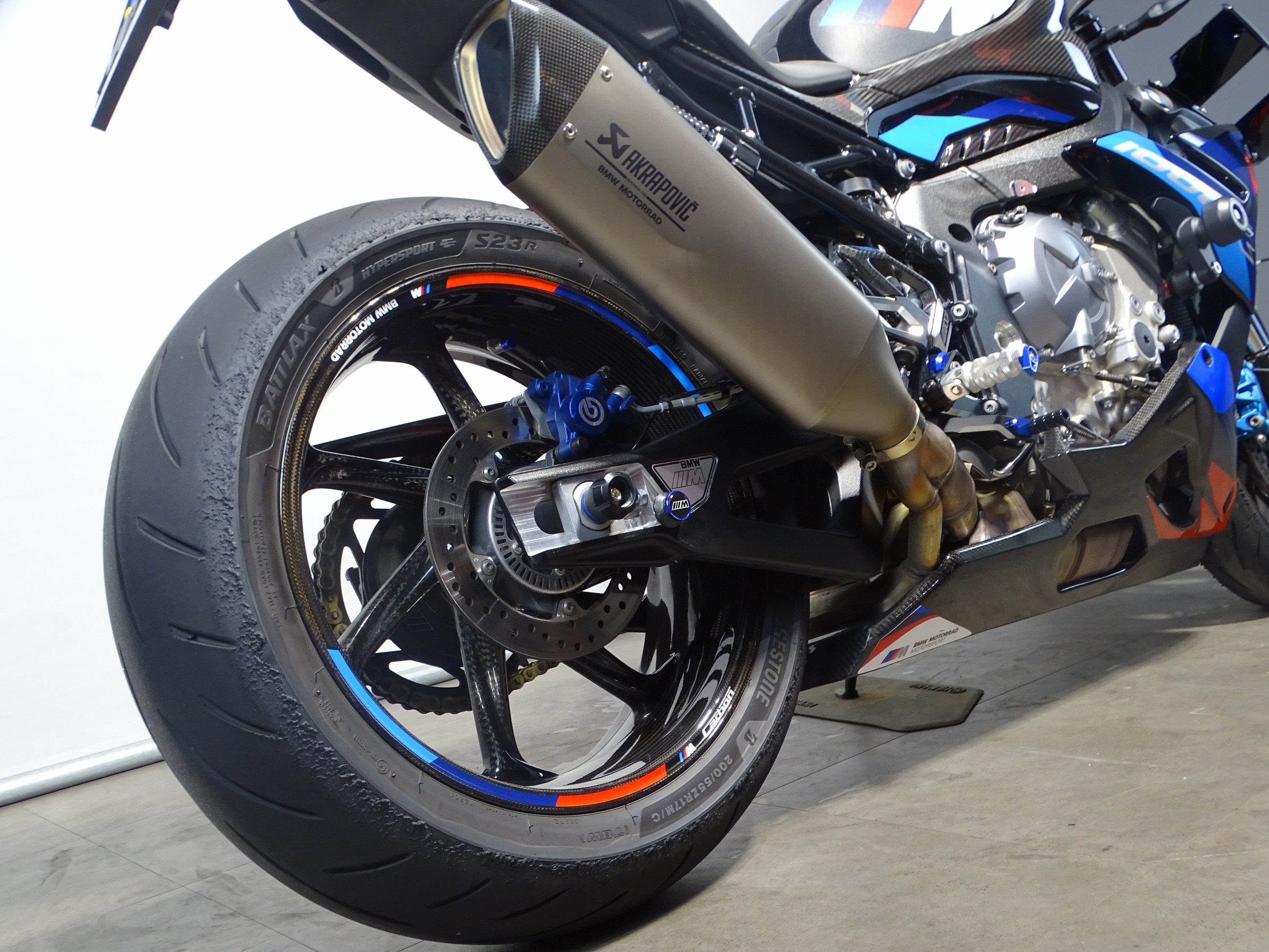 BMW M 1000 R