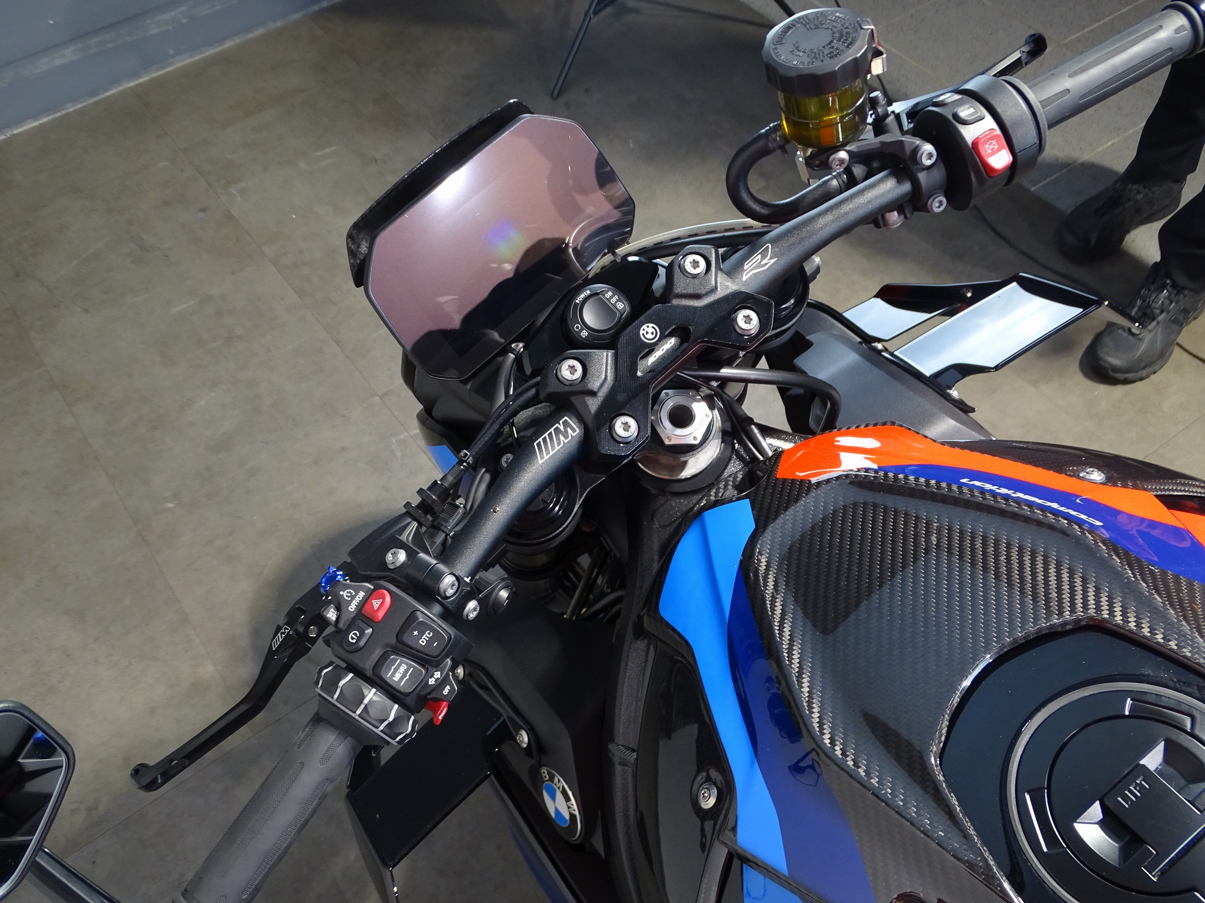 BMW M 1000 R