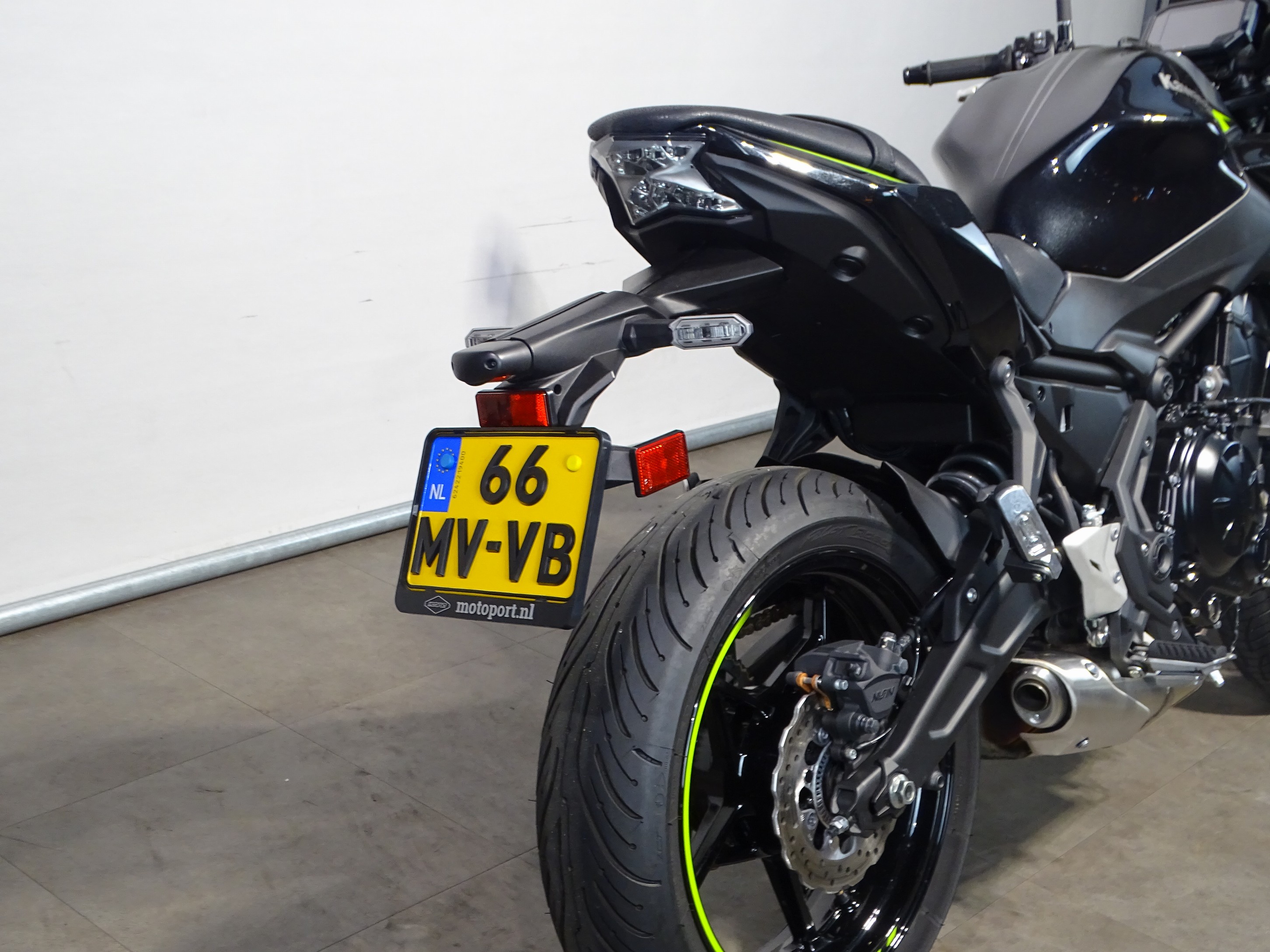 KAWASAKI Z 650