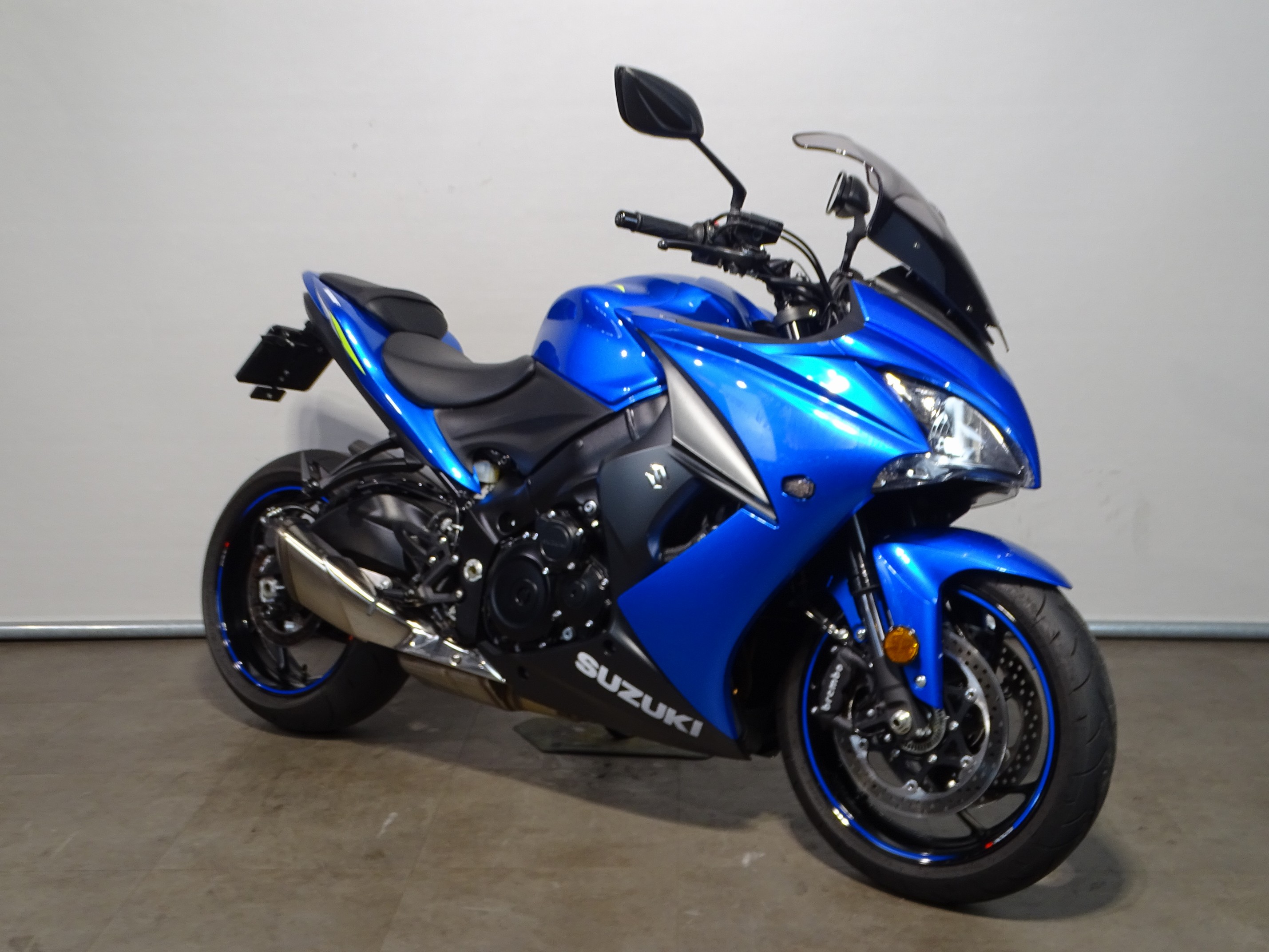 SUZUKI GSX-S 1000 F