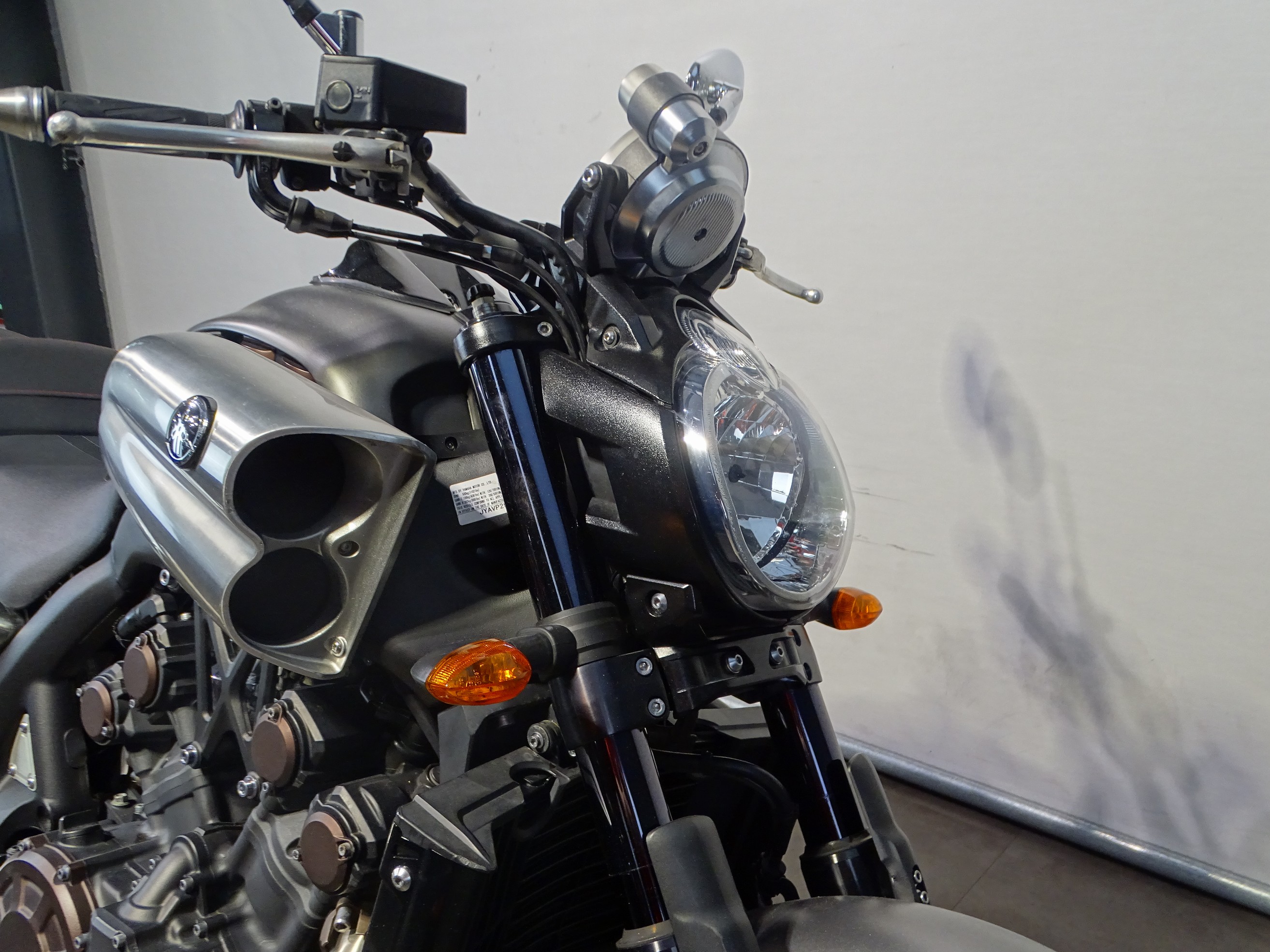 YAMAHA V MAX 1700