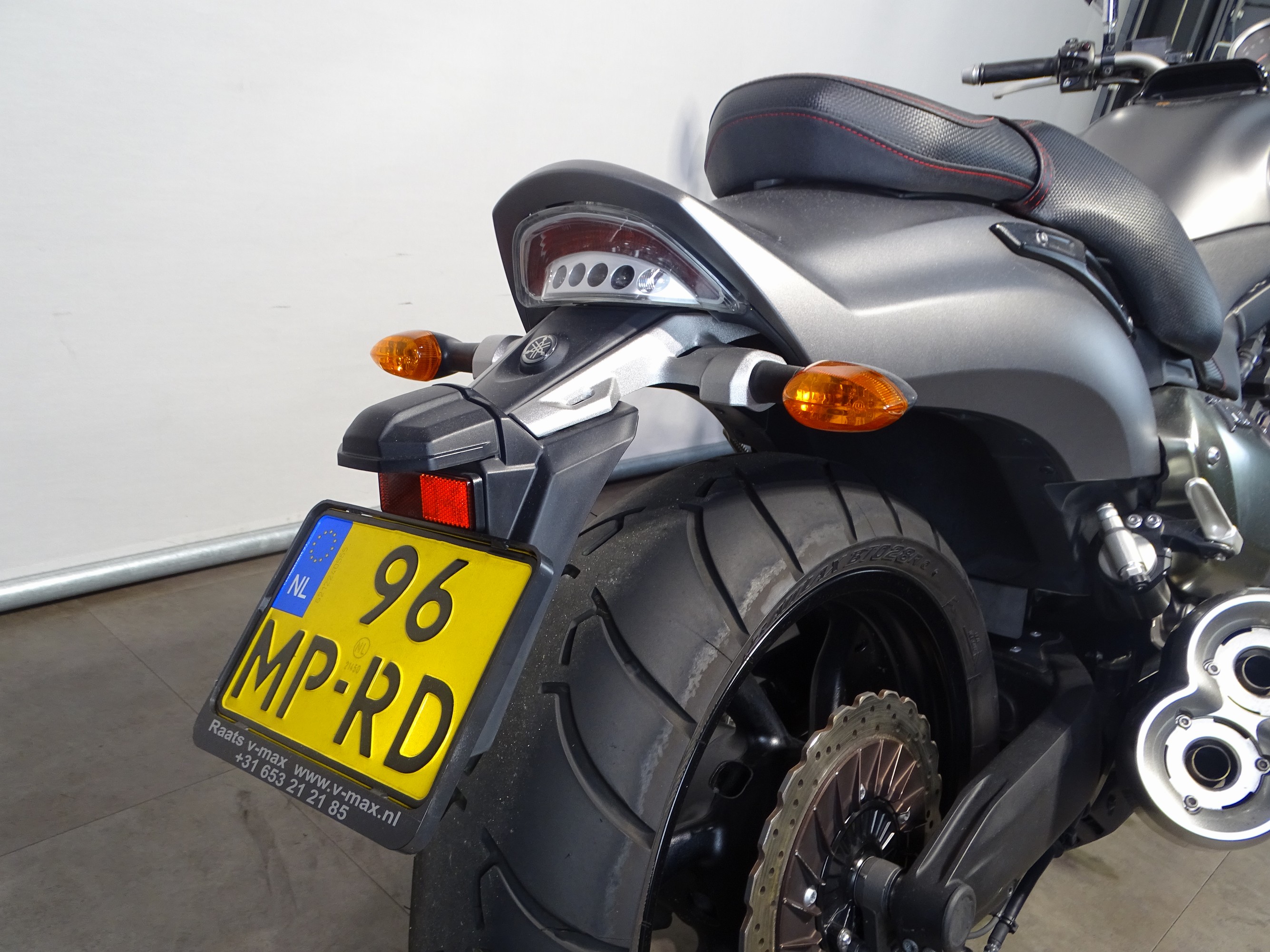 YAMAHA V MAX 1700