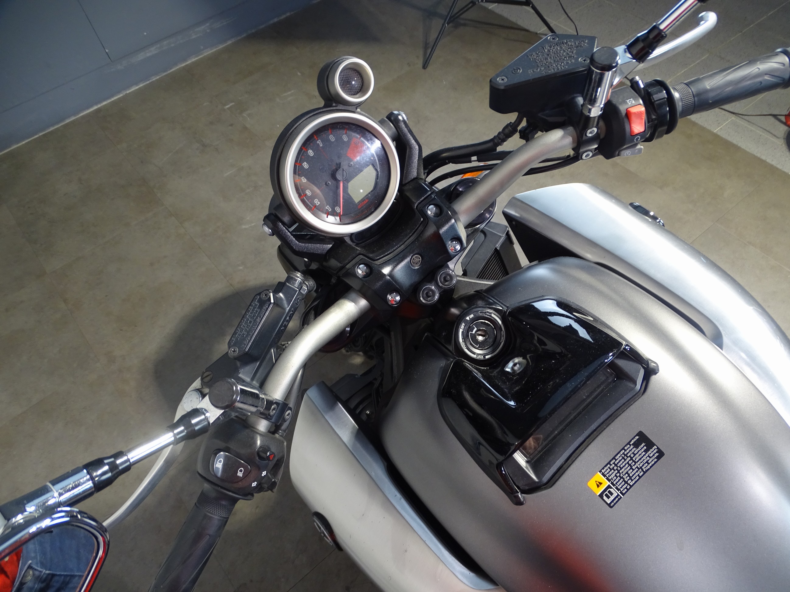 YAMAHA V MAX 1700