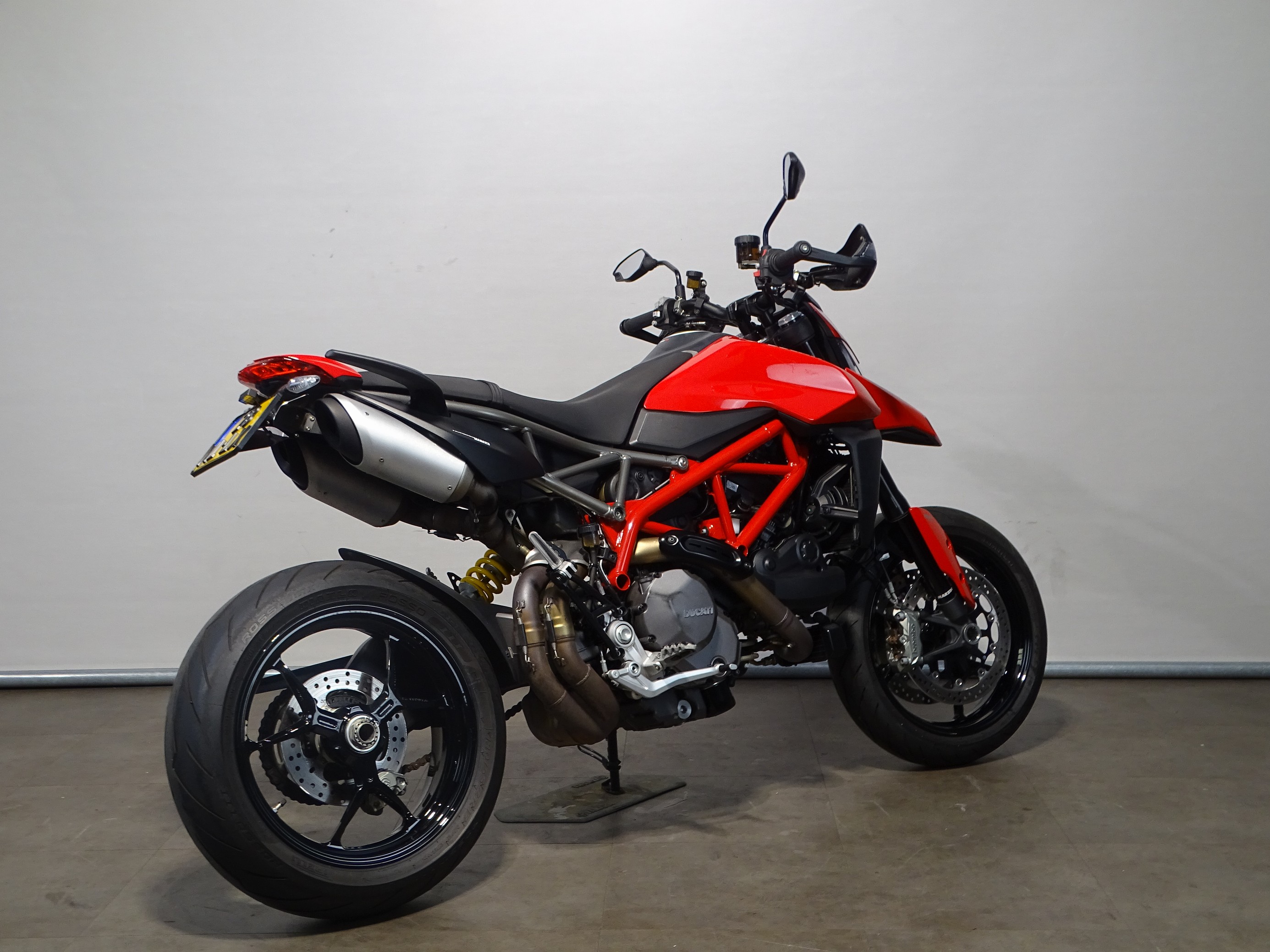 DUCATI HYPERMOTARD 950