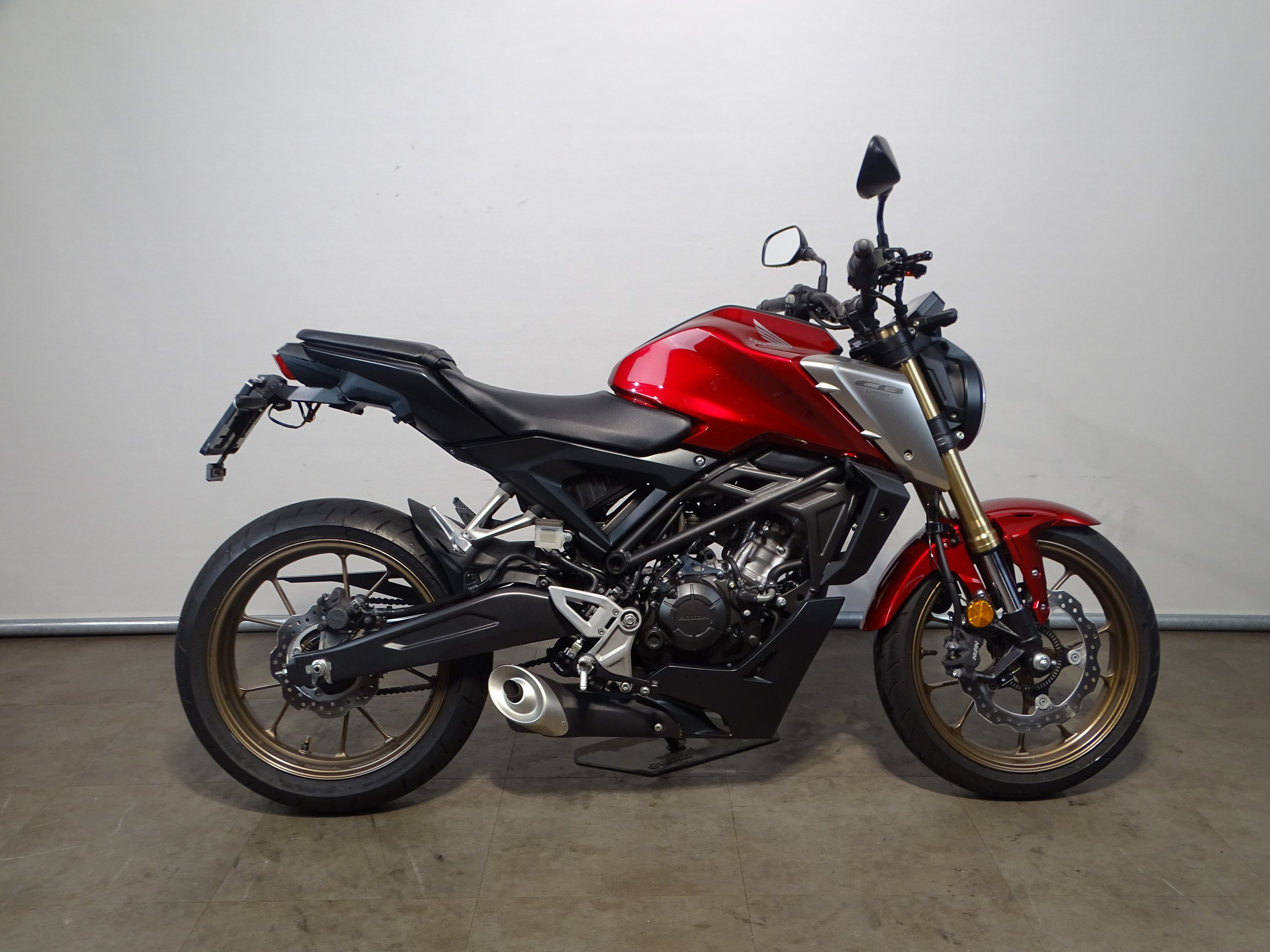 HONDA CB 125 R