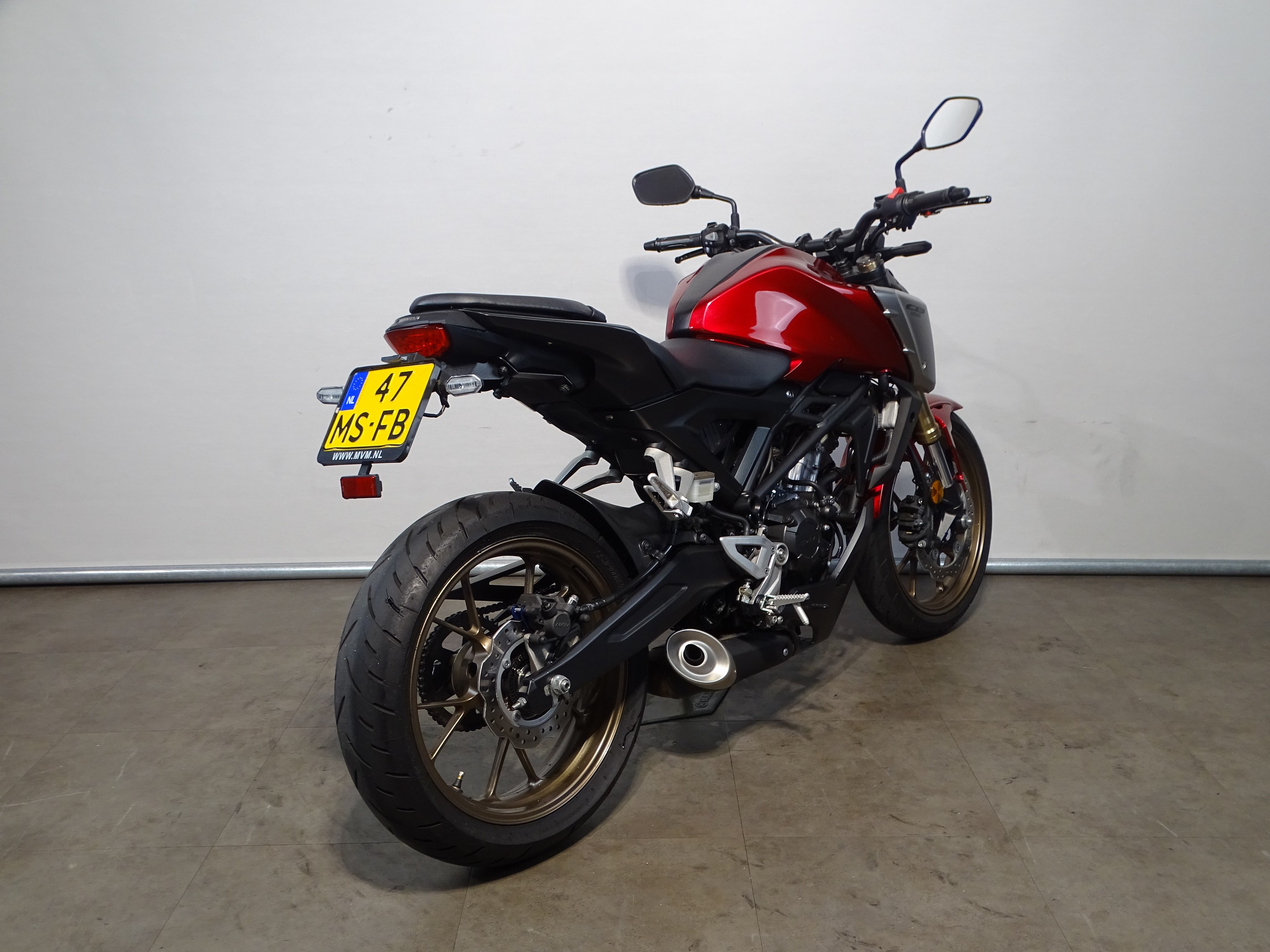 HONDA CB 125 R