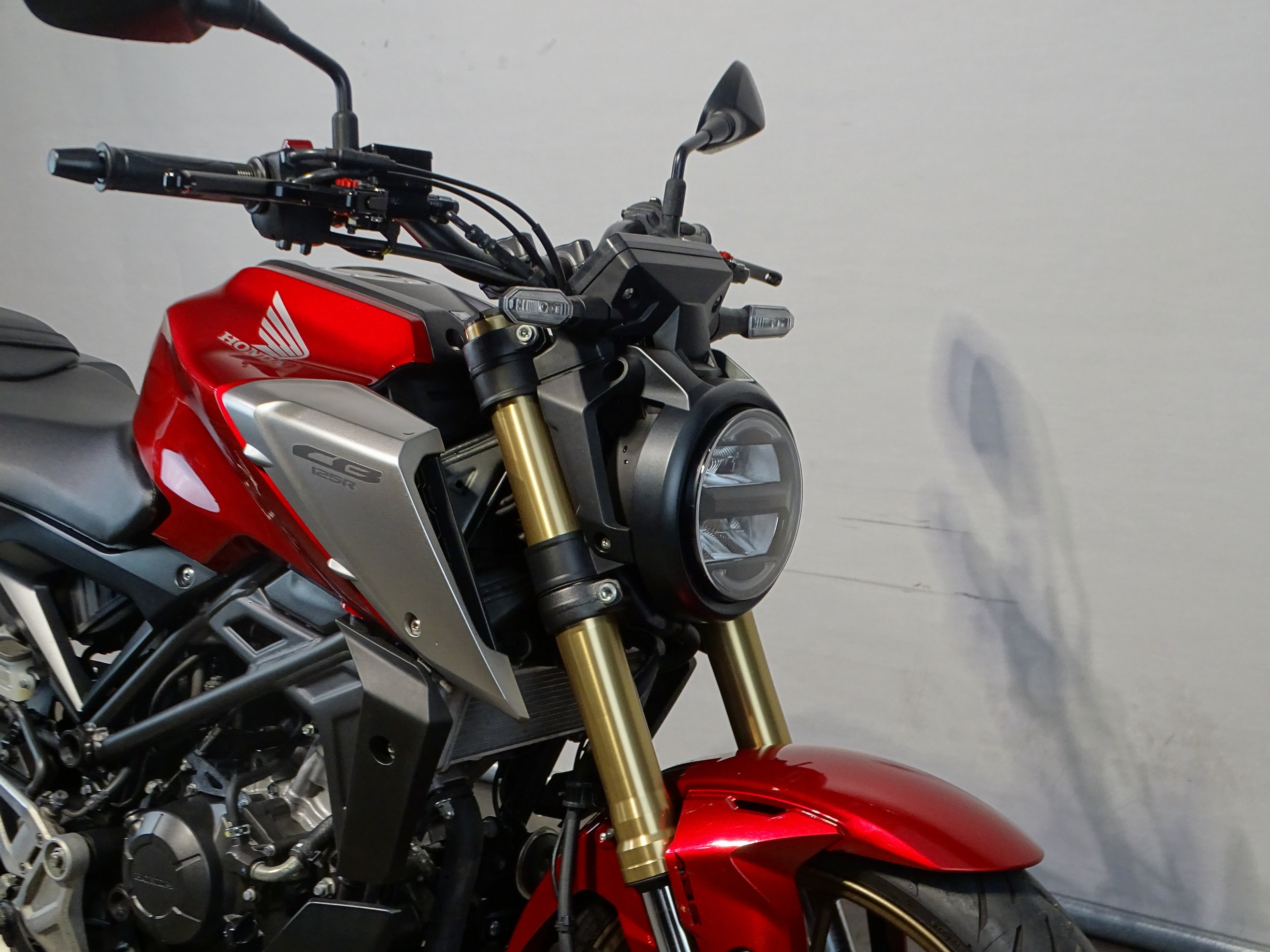 HONDA CB 125 R