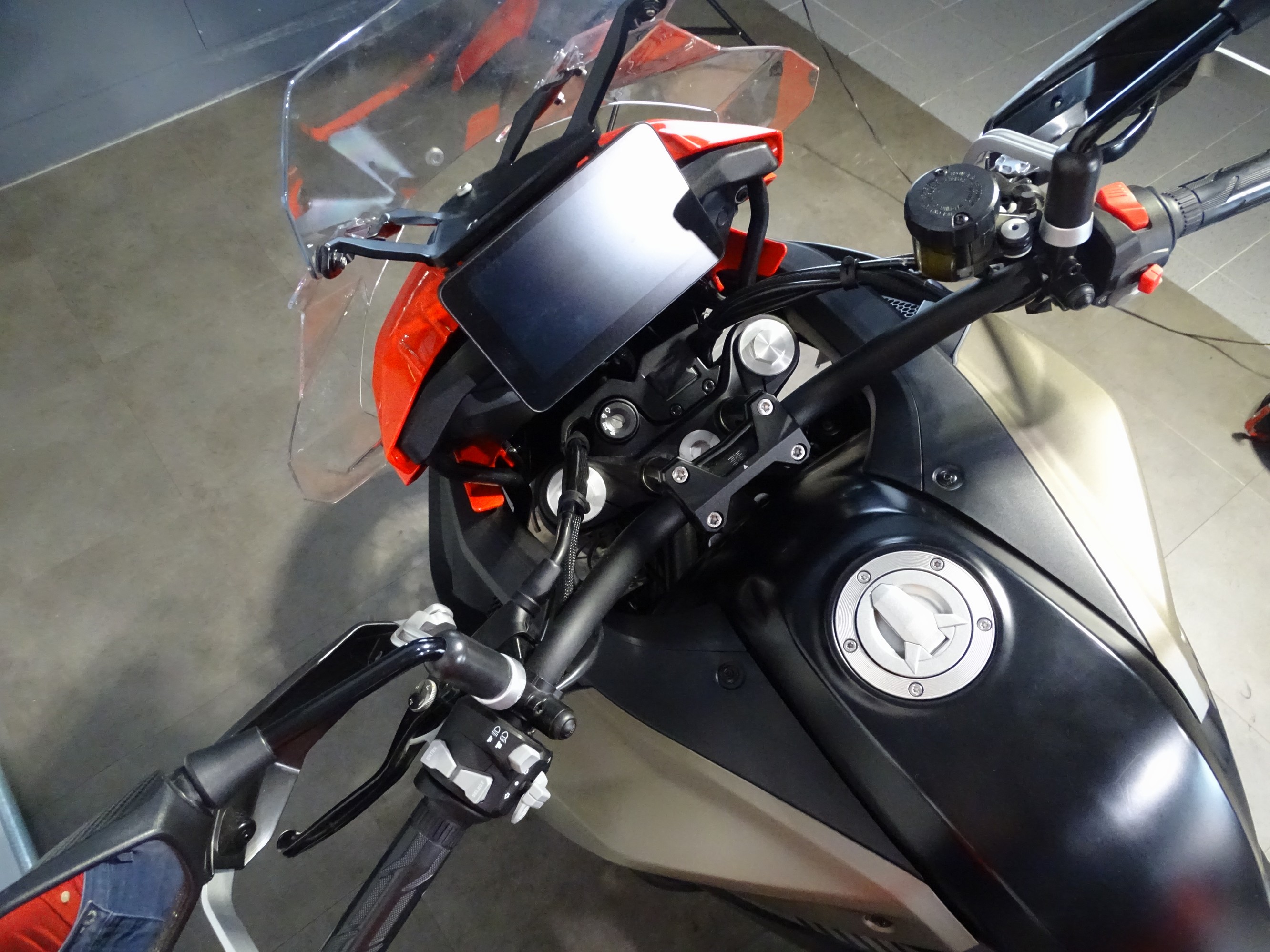 QJMOTOR SRT 800 SX TOURING
