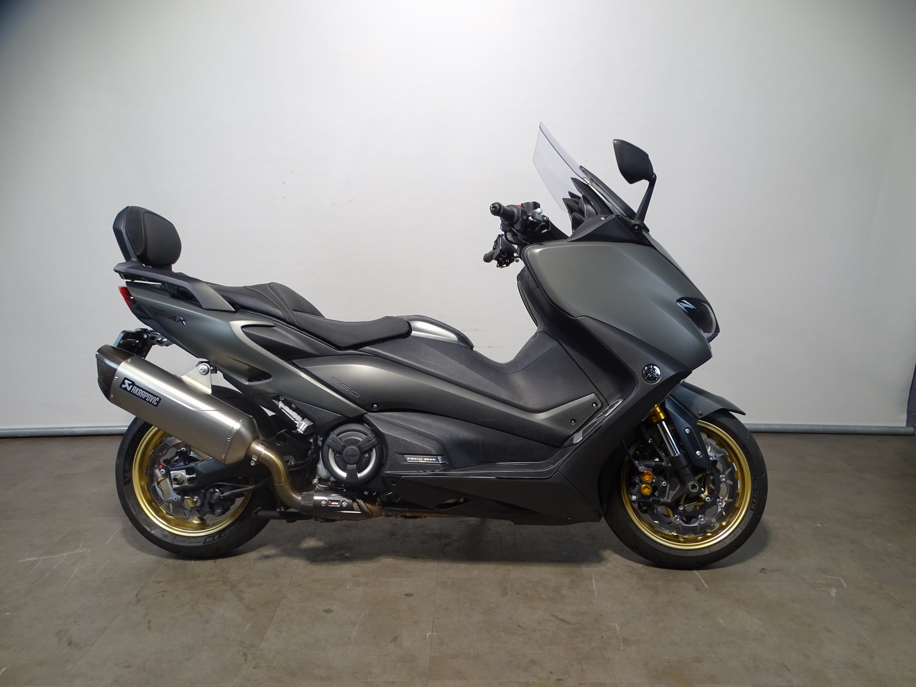 YAMAHA T-MAX TECH MAX
