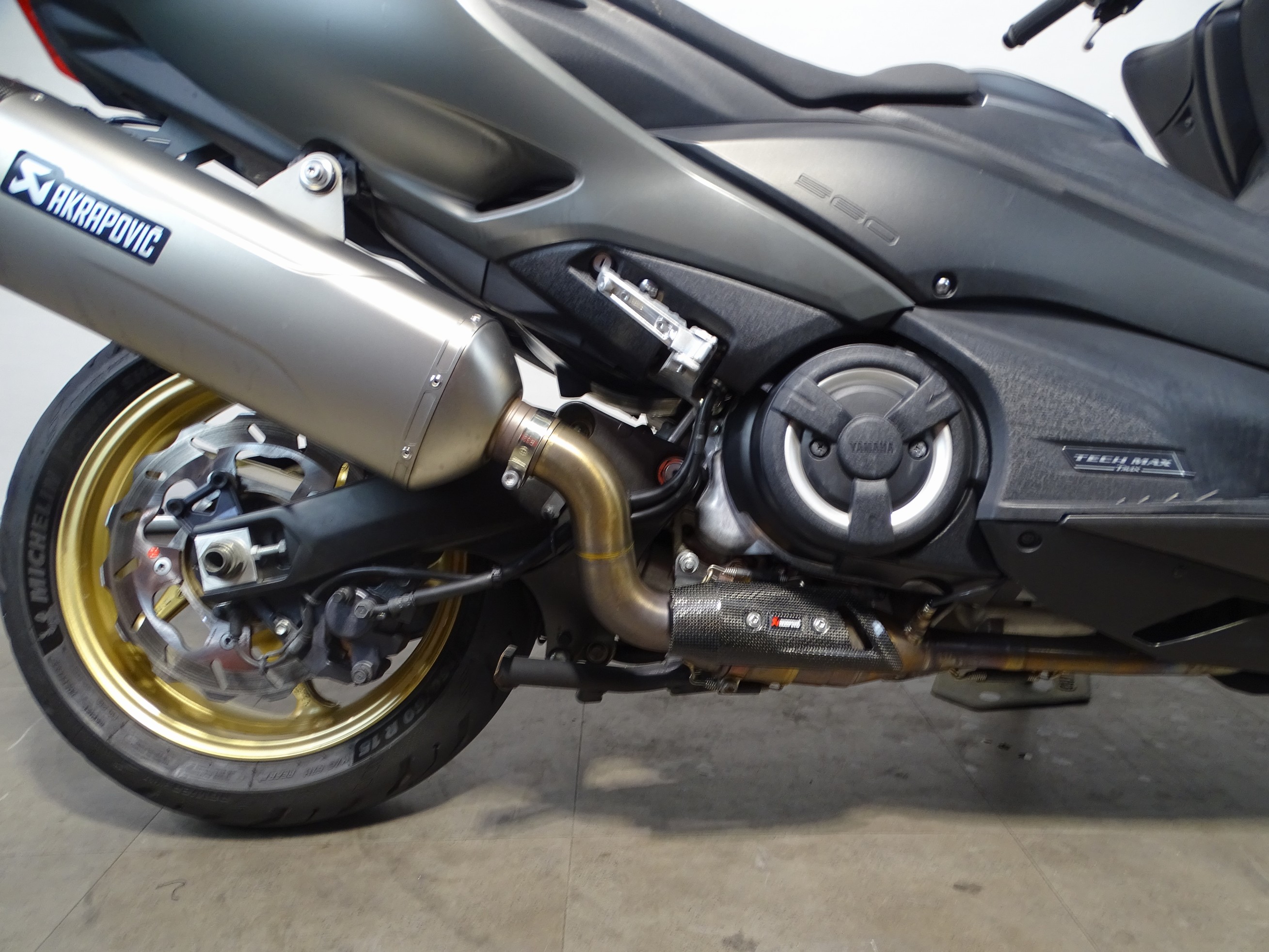 YAMAHA T-MAX TECH MAX