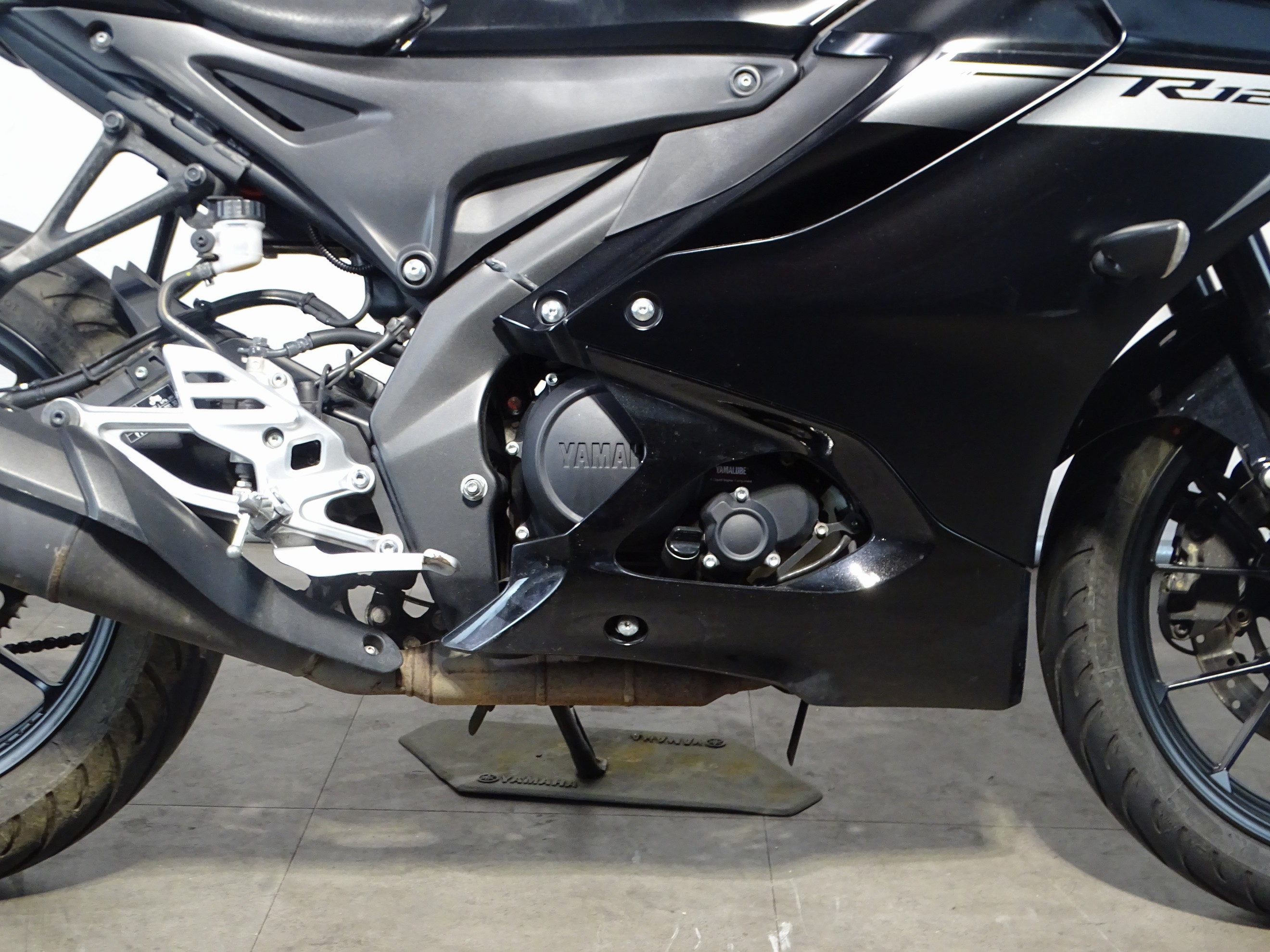 YAMAHA YZF-R 125