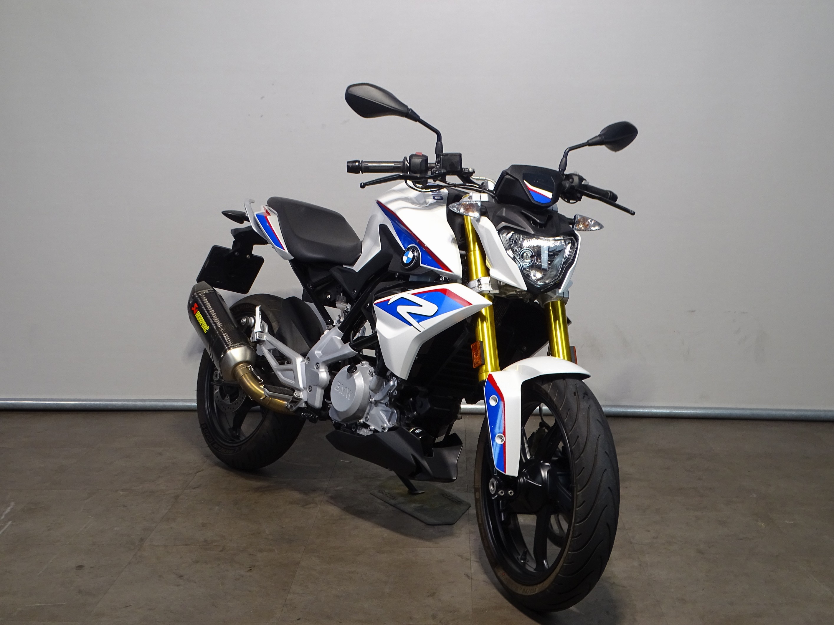 BMW G 310 R
