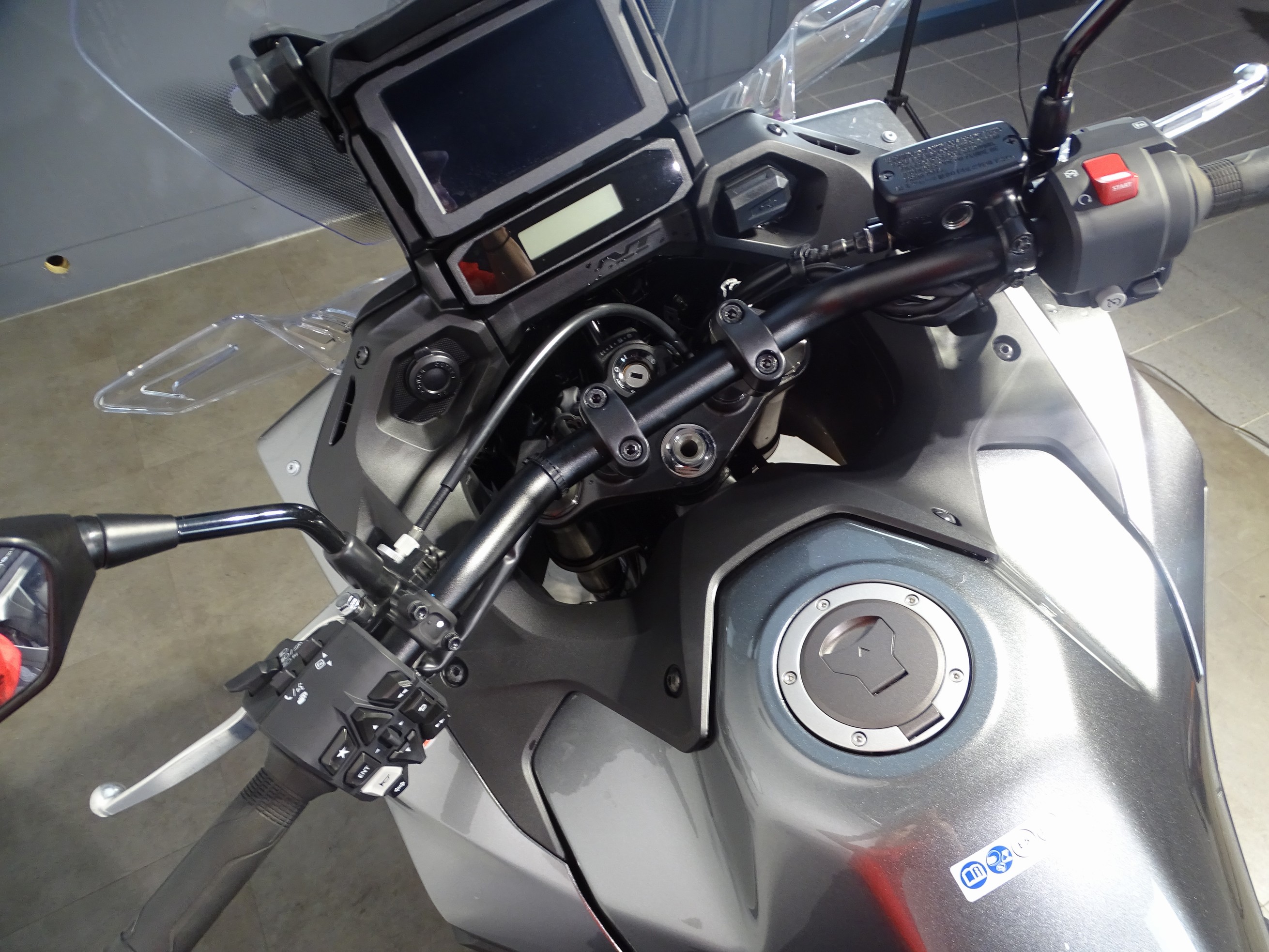HONDA NT 1100