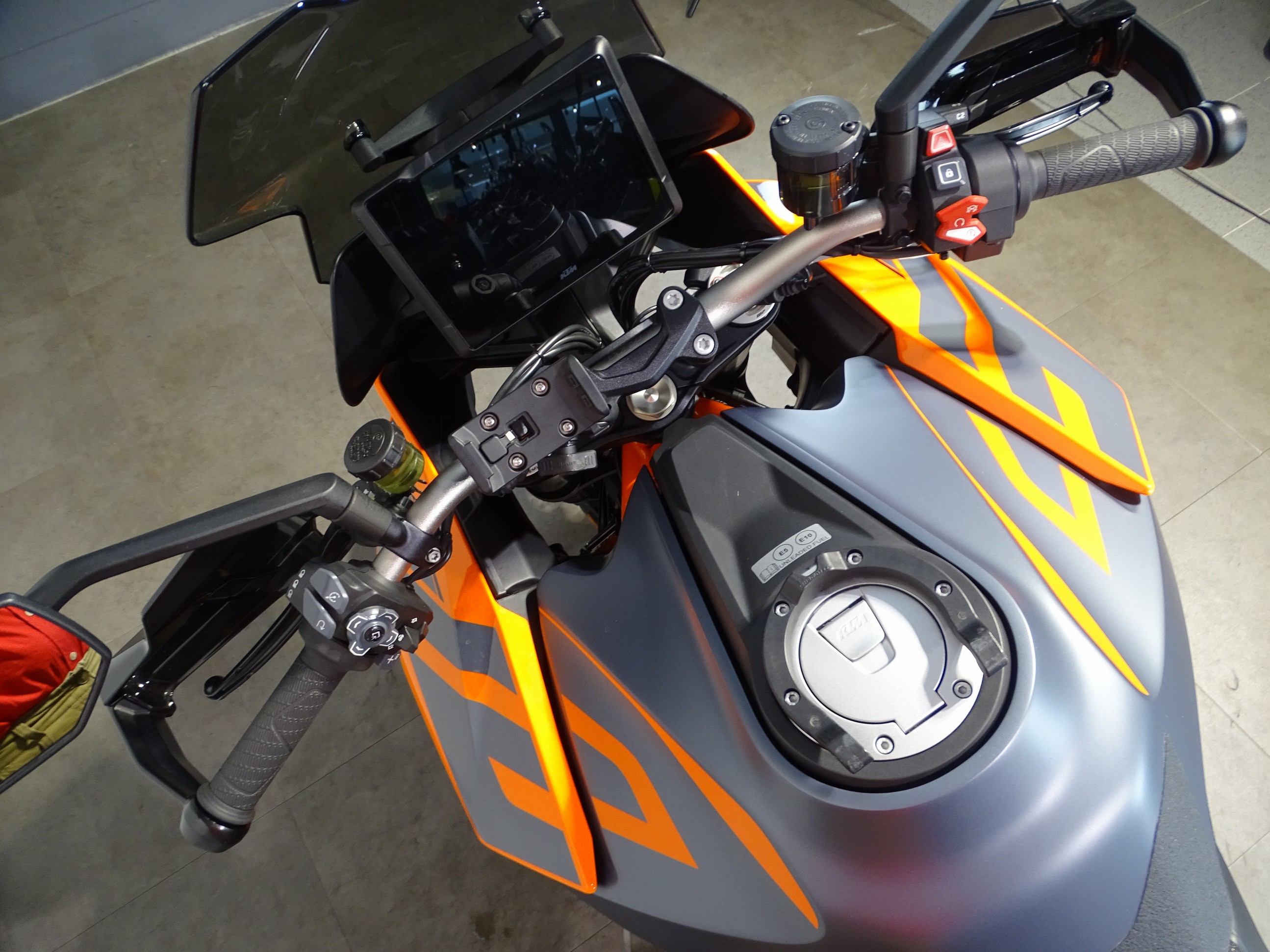 KTM 1290 SUPER DUKE GT