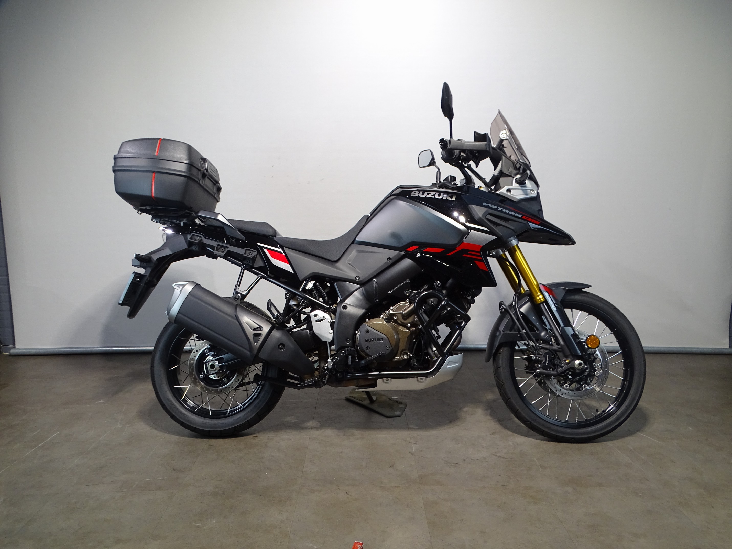 SUZUKI DL 1050 DE V-STROM