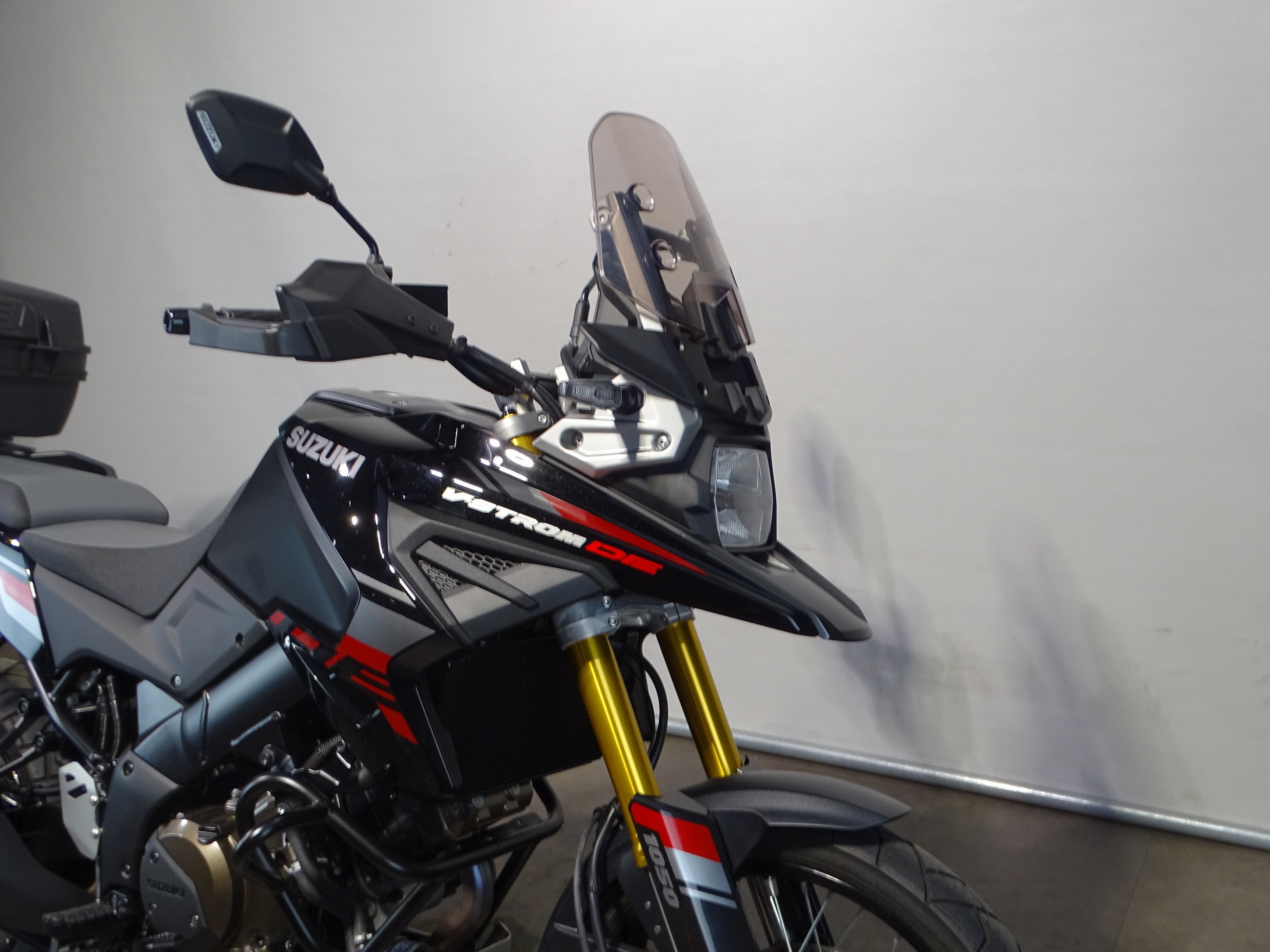 SUZUKI DL 1050 DE V-STROM