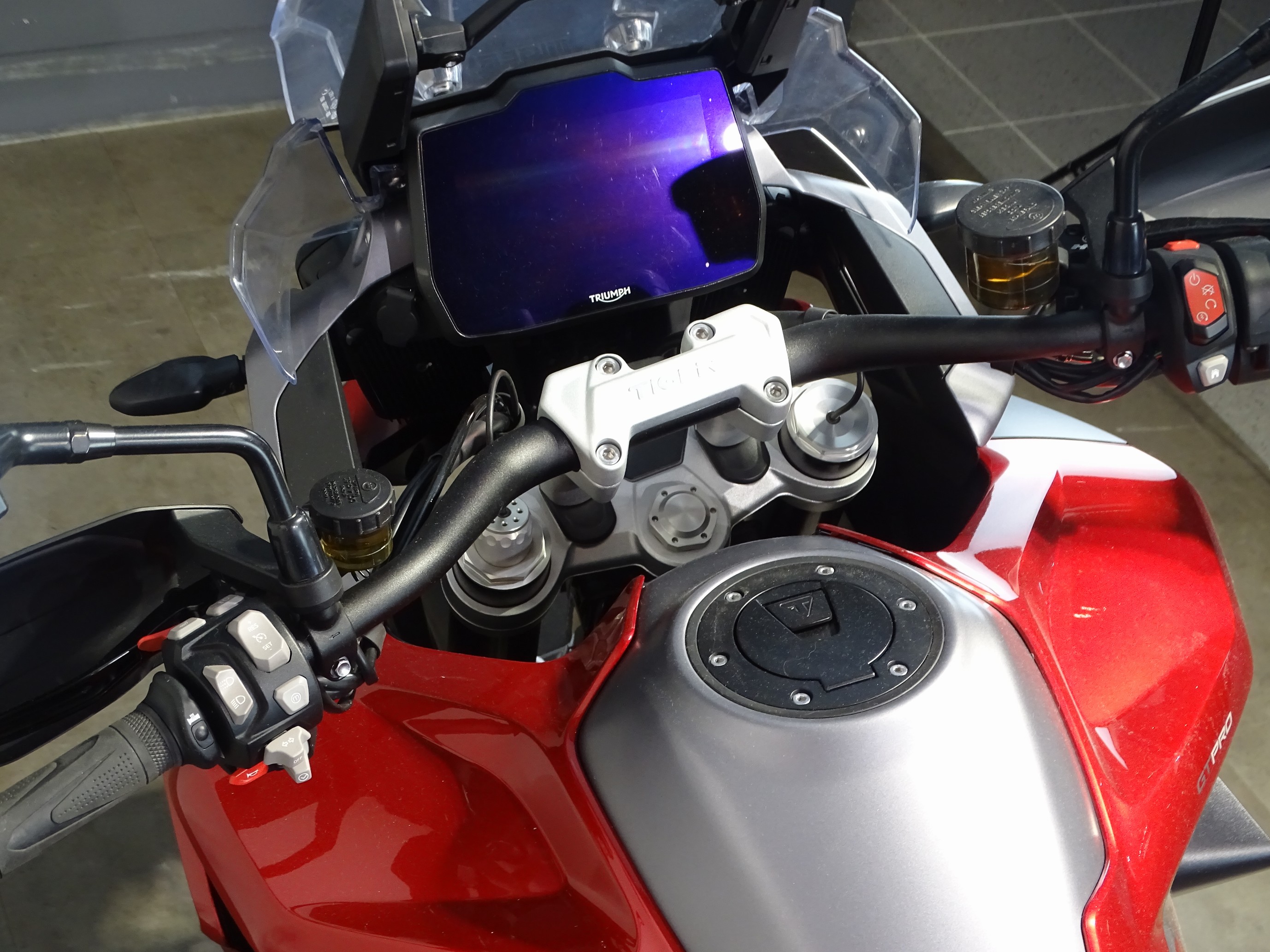 TRIUMPH TIGER 1200 GT PRO
