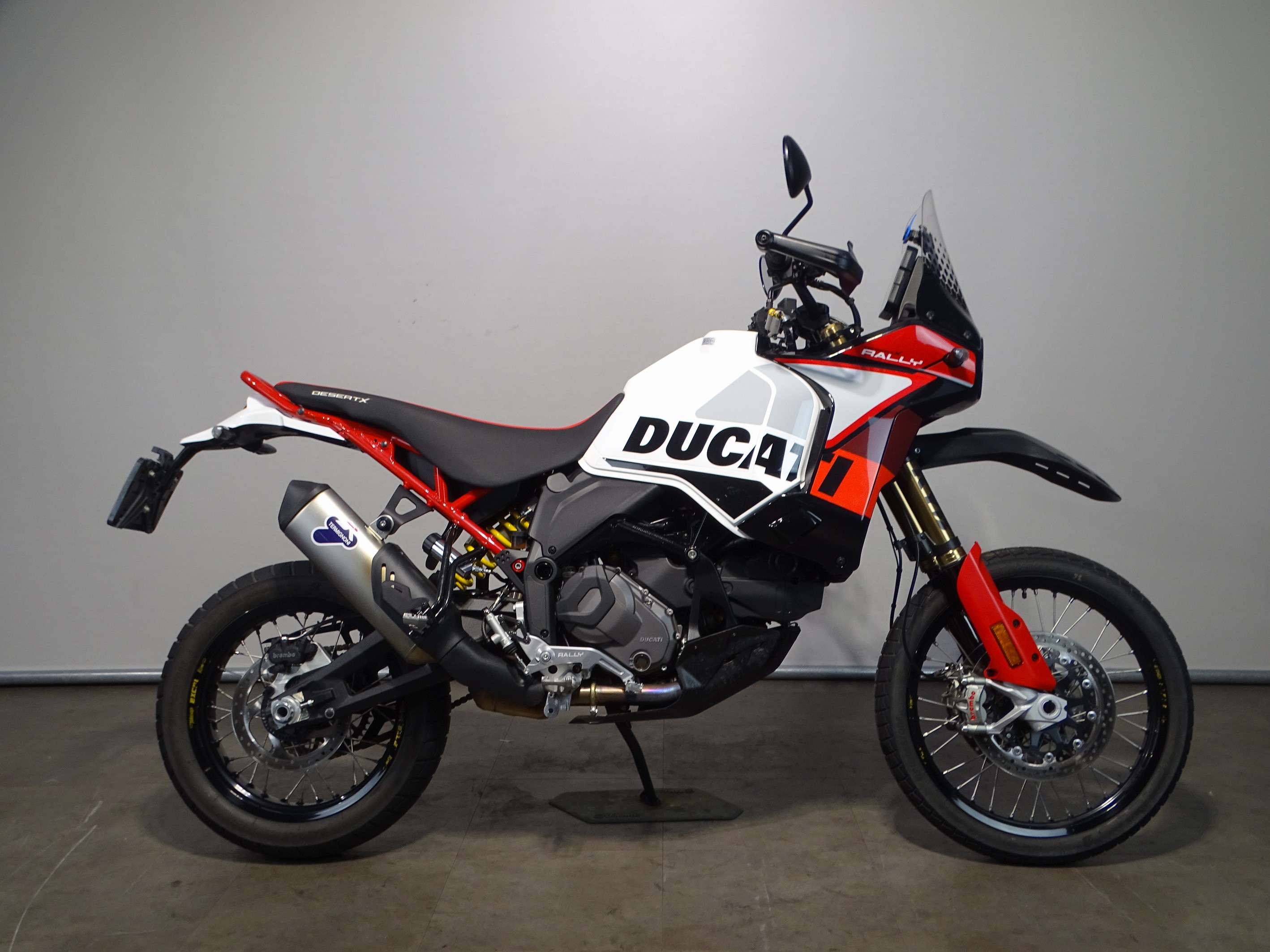 DUCATI DESERT X RALLY