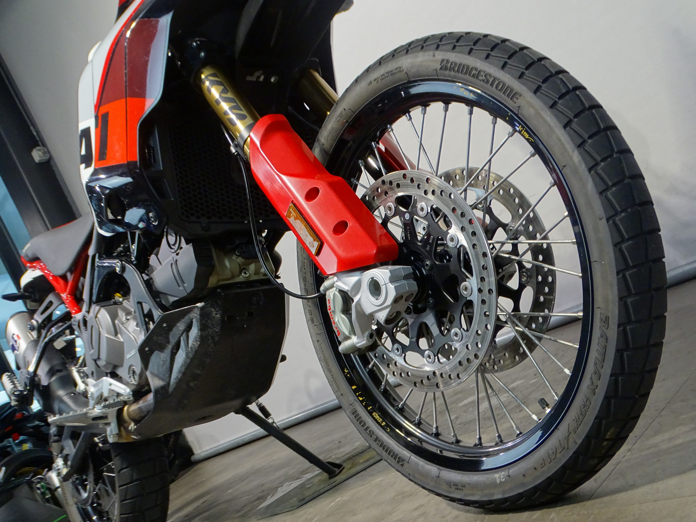 DUCATI DESERT X RALLY