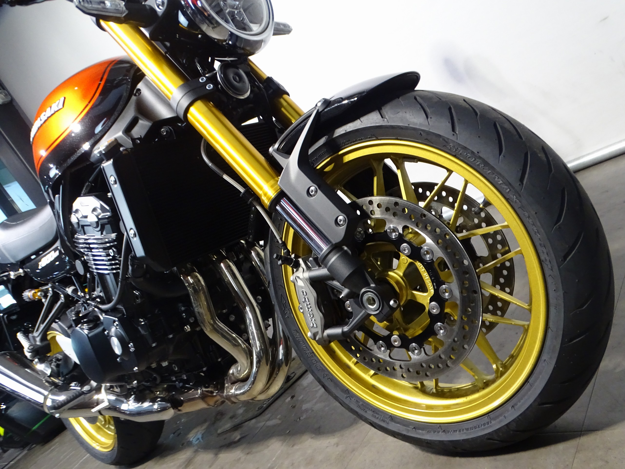 KAWASAKI Z 900 RS SE