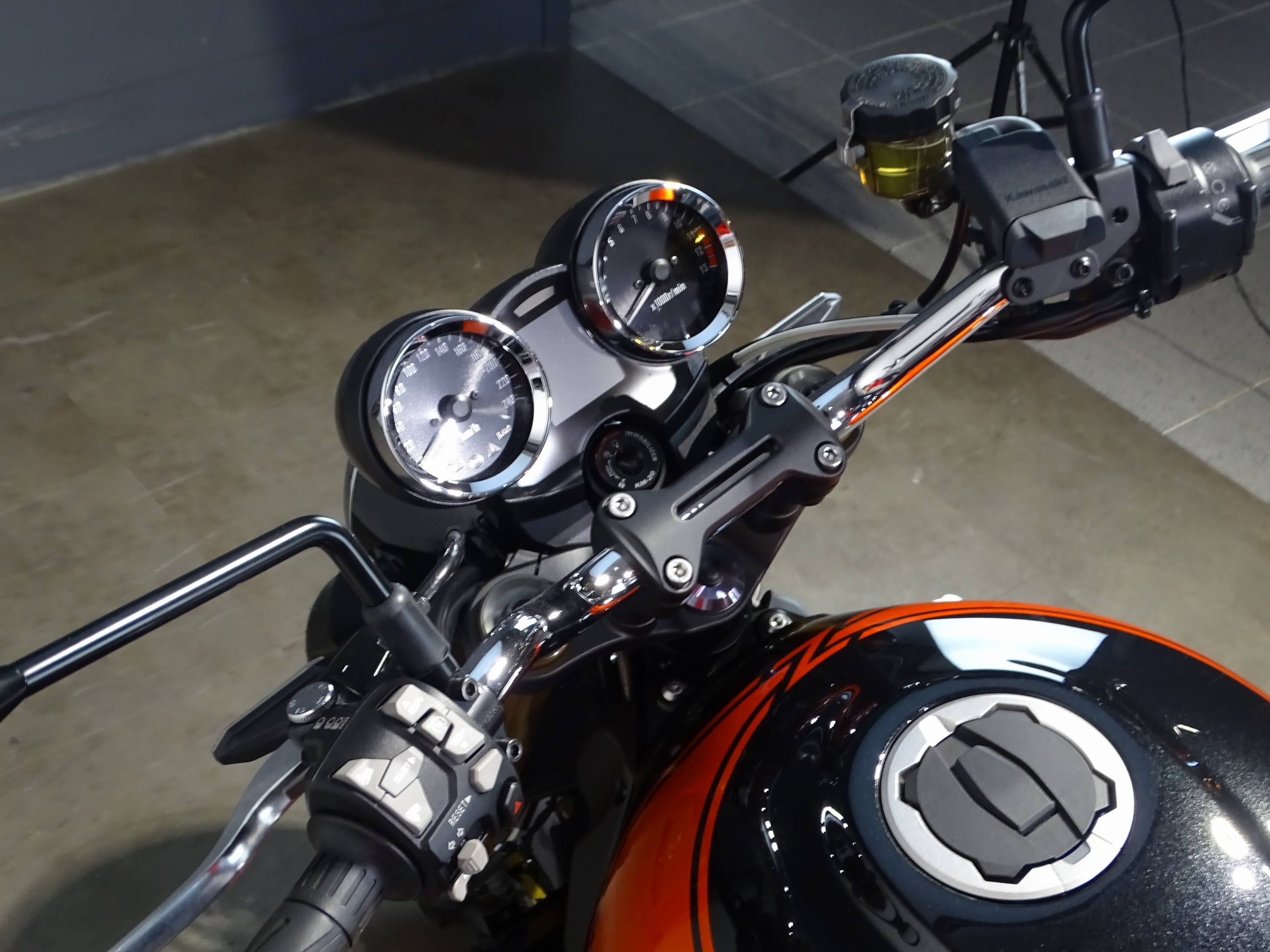 KAWASAKI Z 900 RS SE