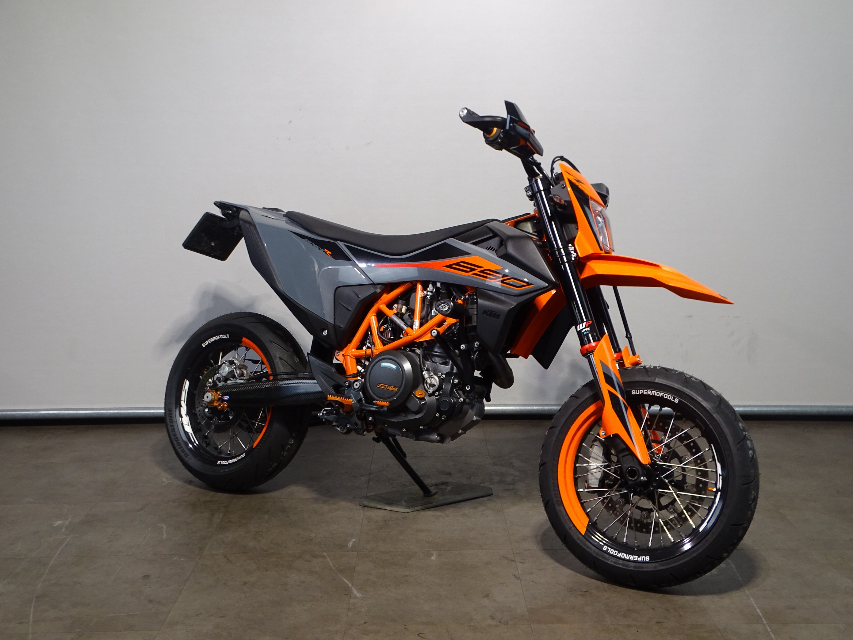 KTM 690 SMC R