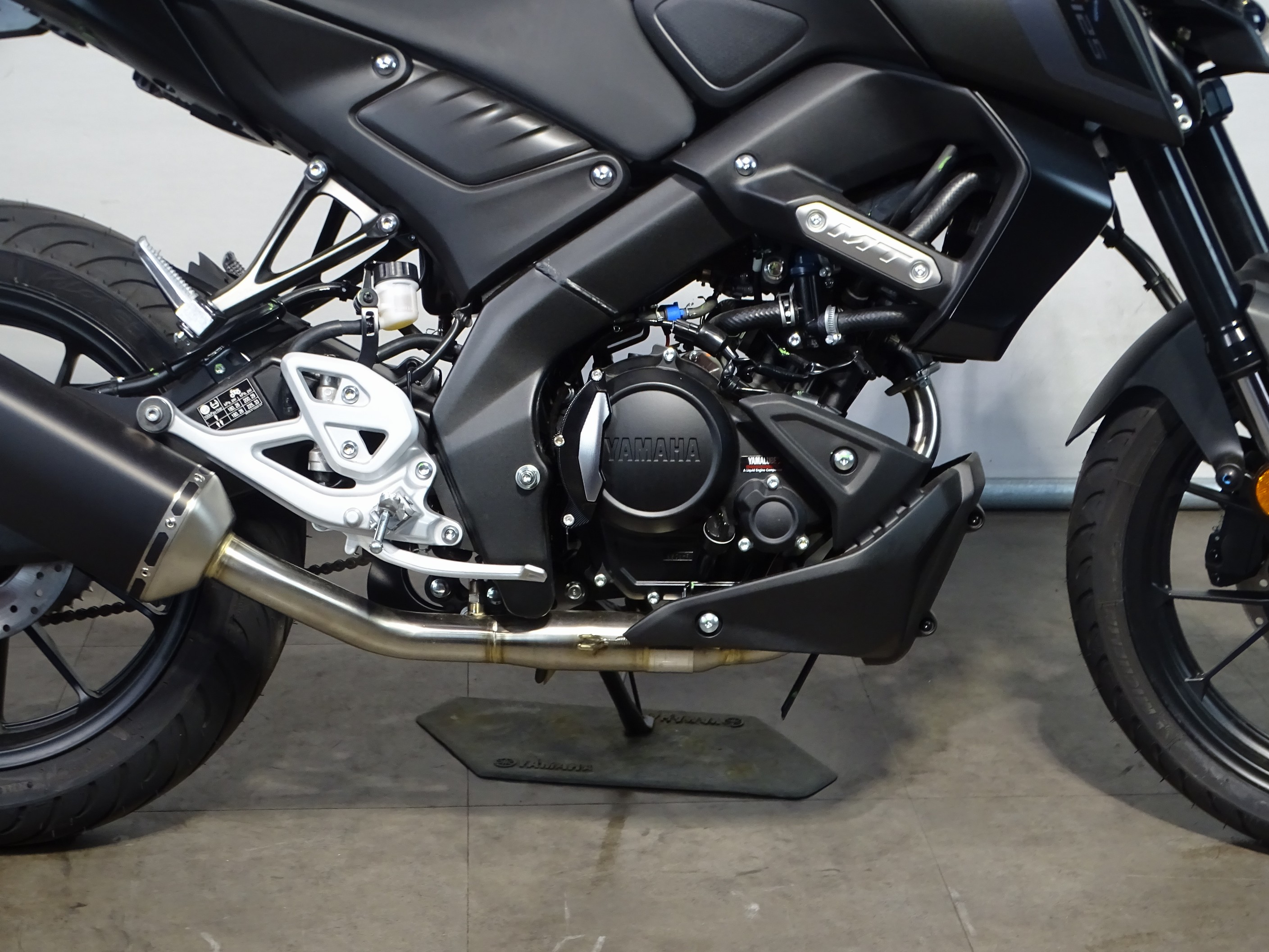 YAMAHA MT-125 ABS