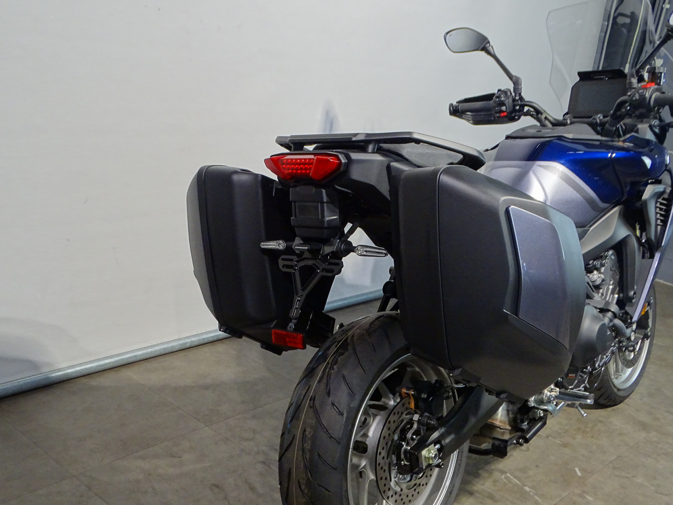 YAMAHA TRACER 9 GT + Y-AMT