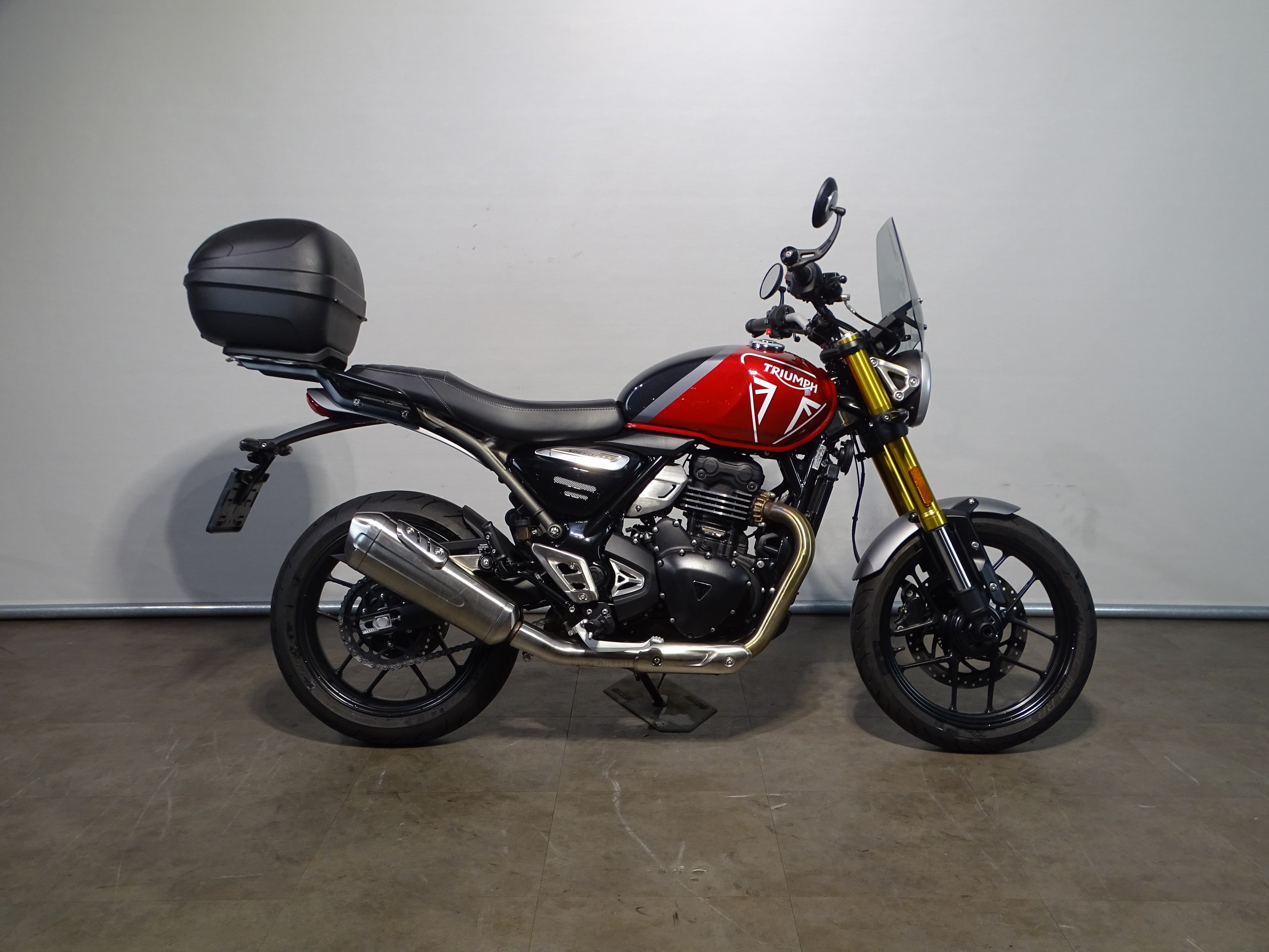 TRIUMPH SPEED 400
