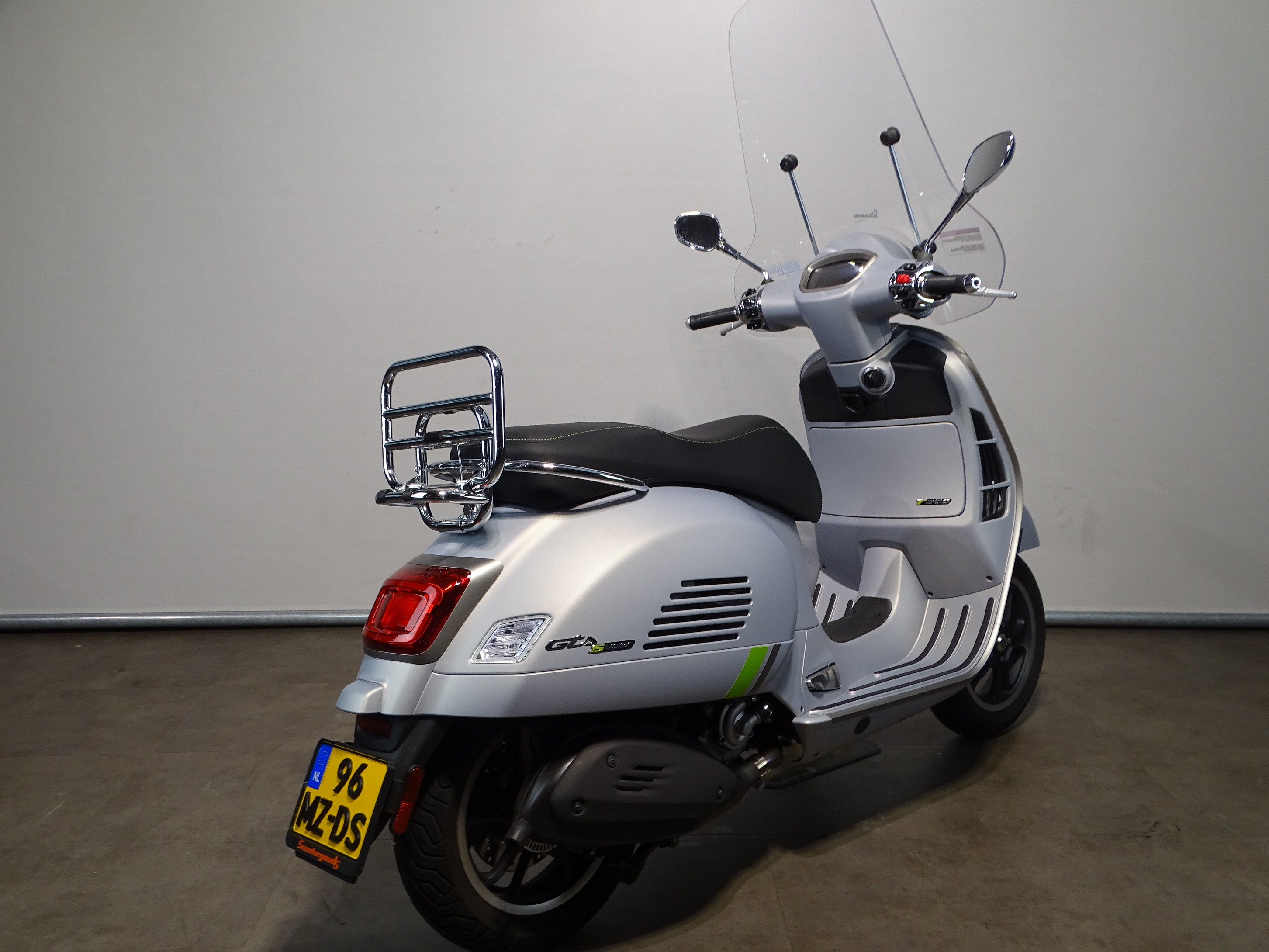 VESPA GTS 300 SUPERTECH