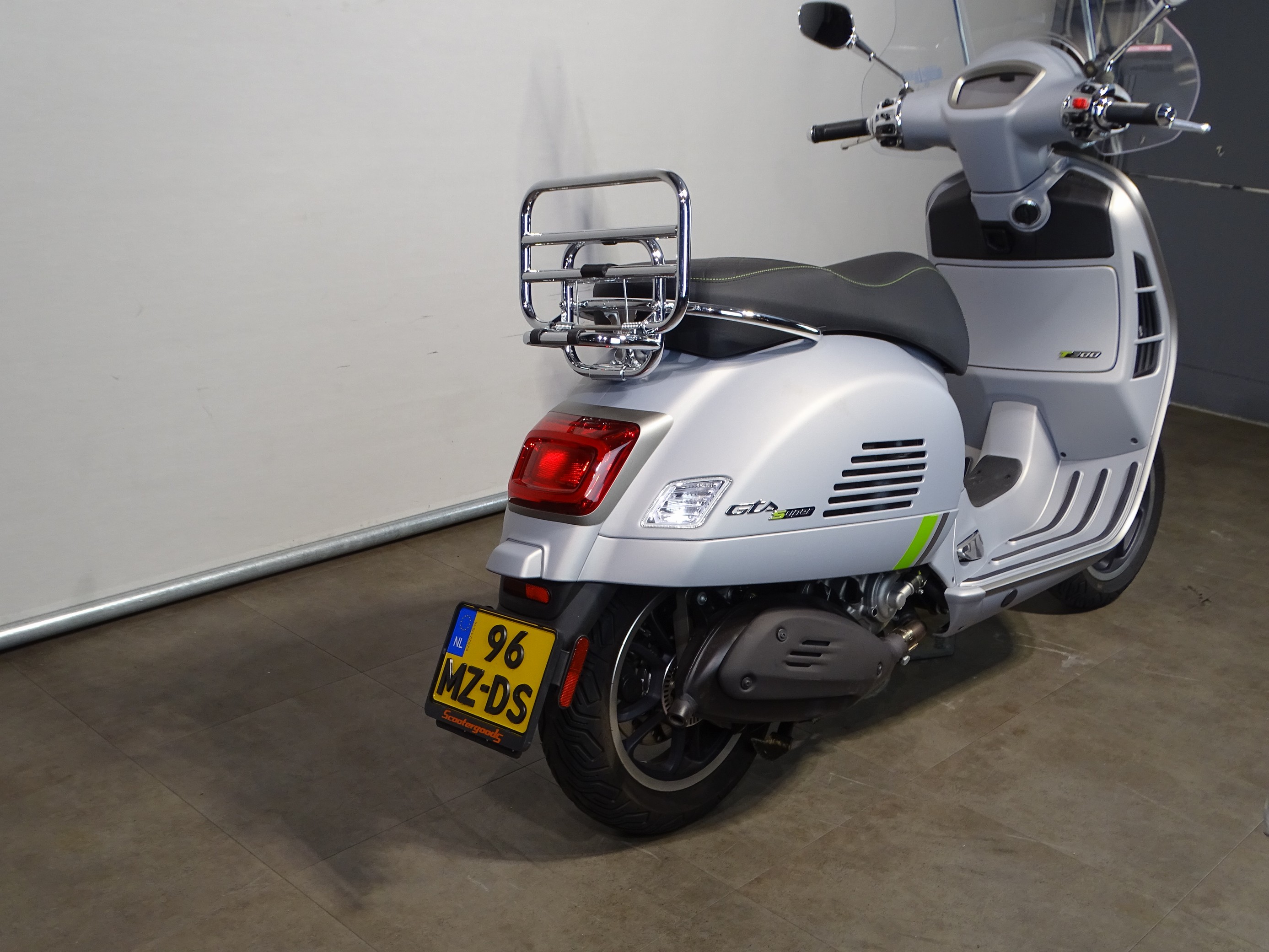 VESPA GTS 300 SUPERTECH