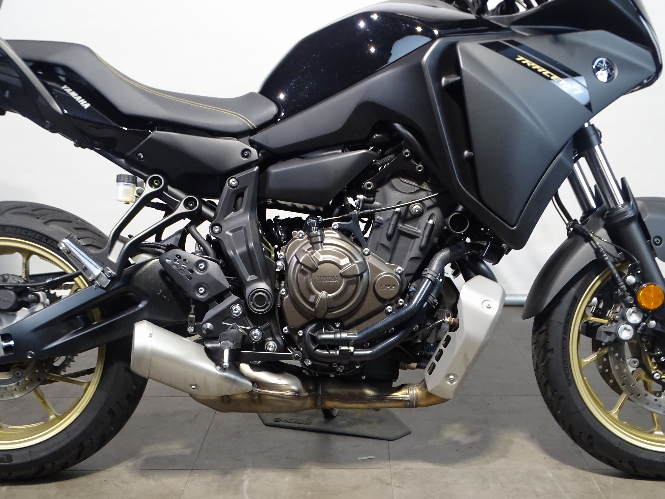 YAMAHA TRACER 7