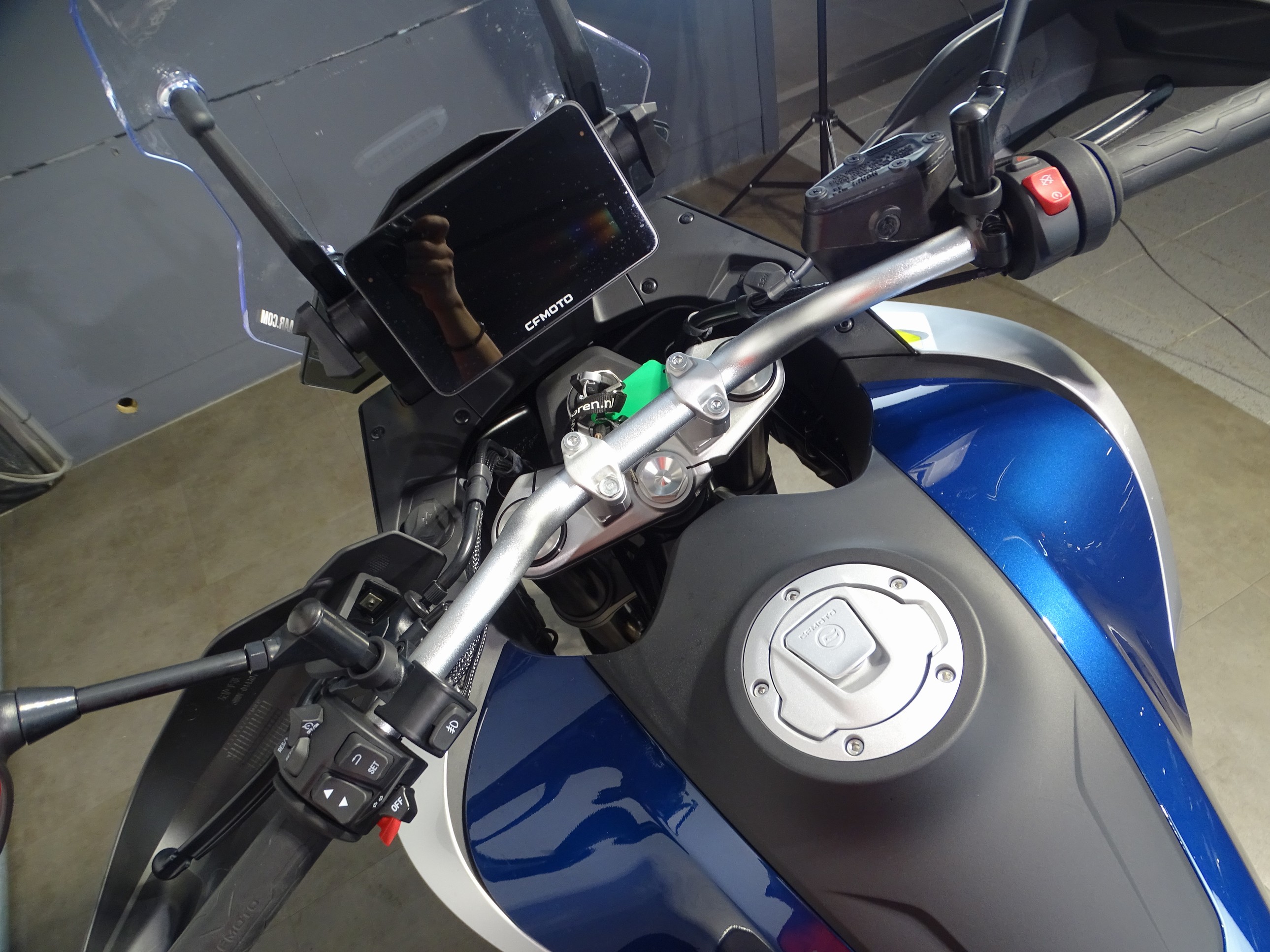 CFMOTO 800 MT EXPLORE GT