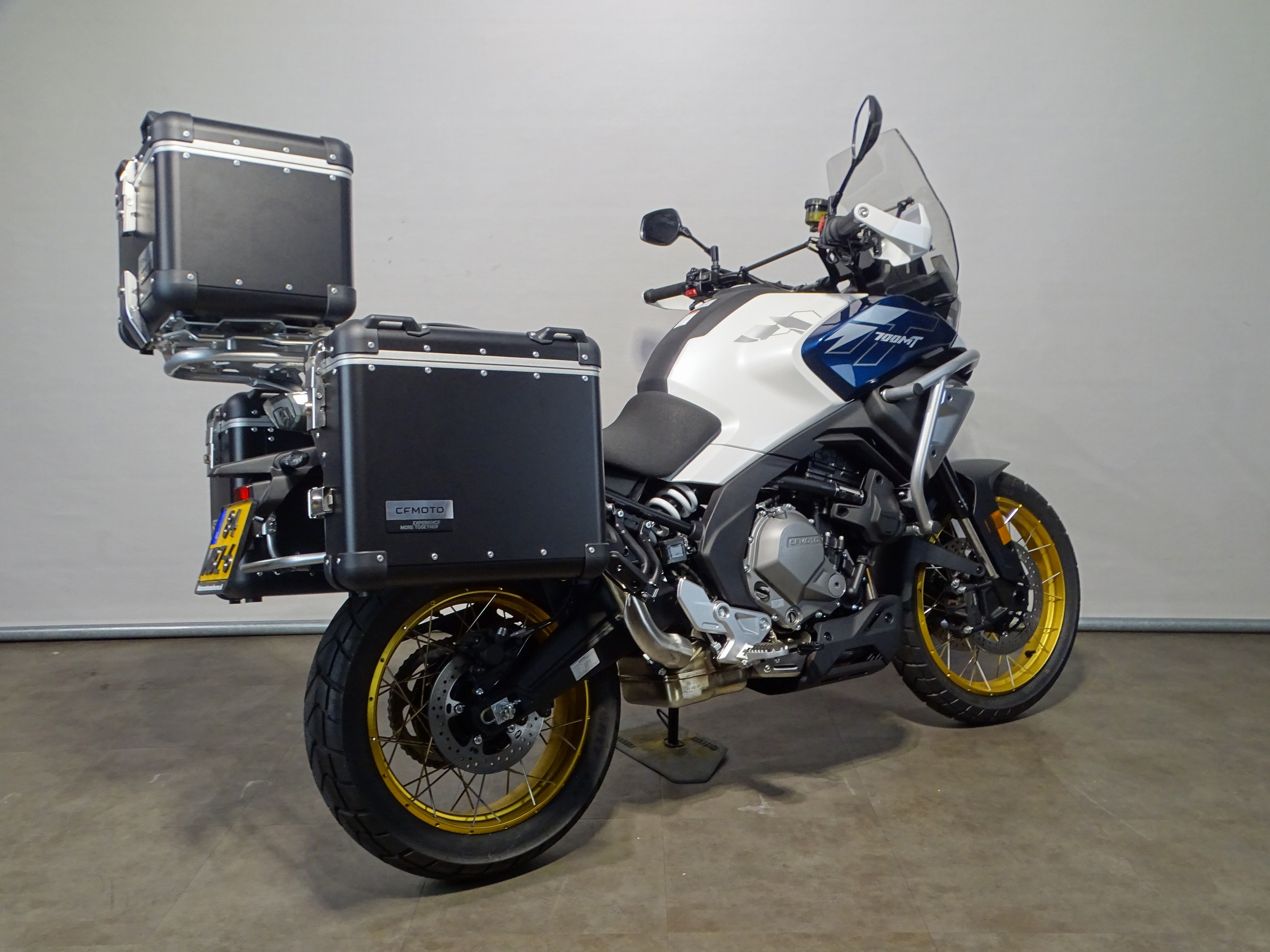 CFMOTO 700 MT ADVENTURE GT