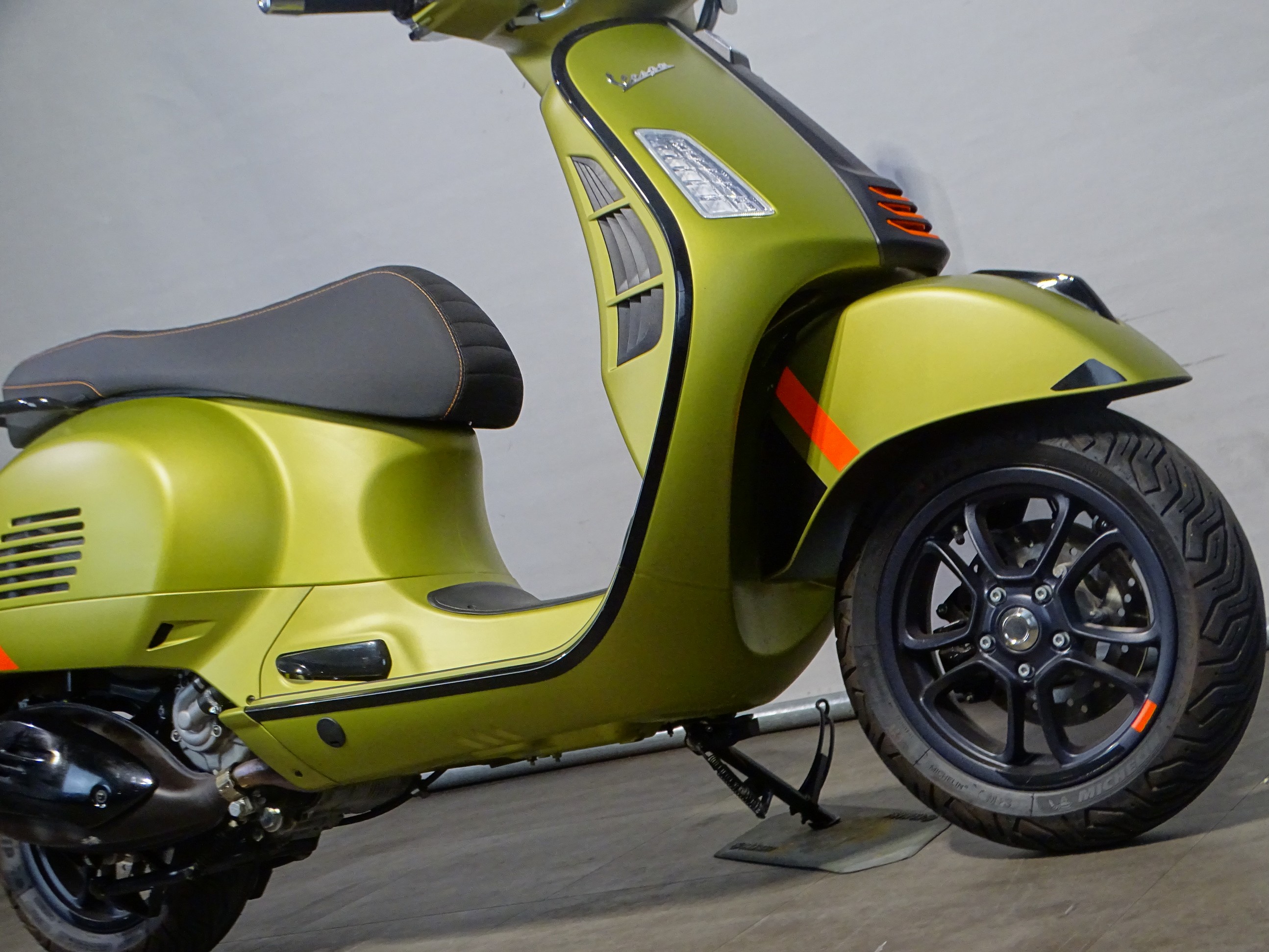VESPA GTS 300 SUPER HPE