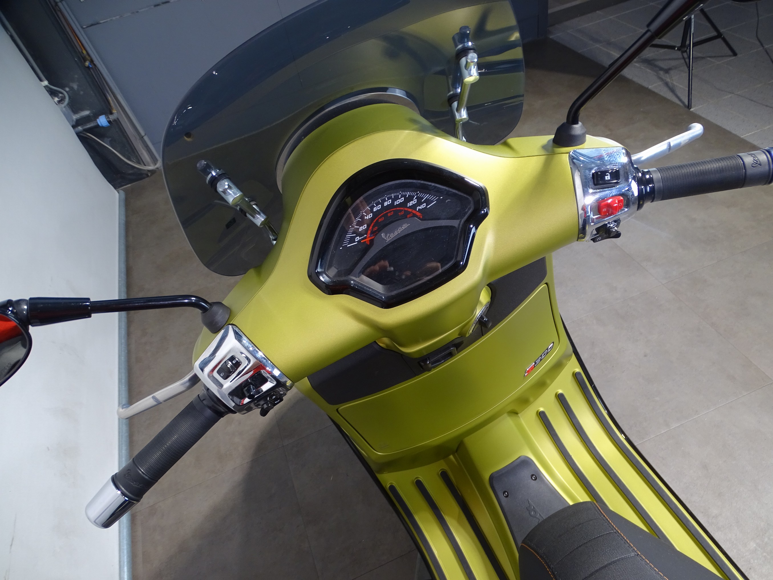 VESPA GTS 300 SUPER HPE