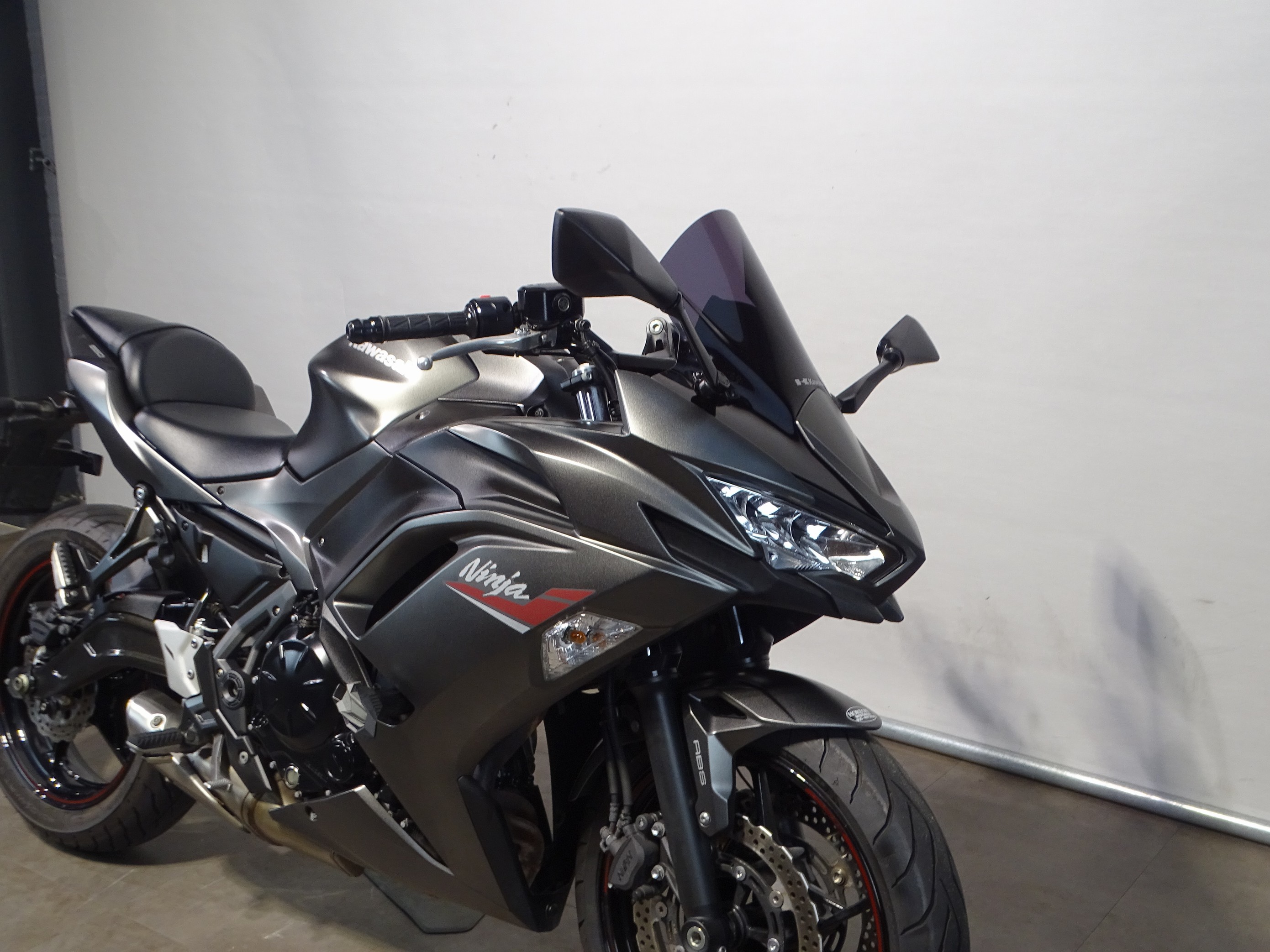 KAWASAKI NINJA 650