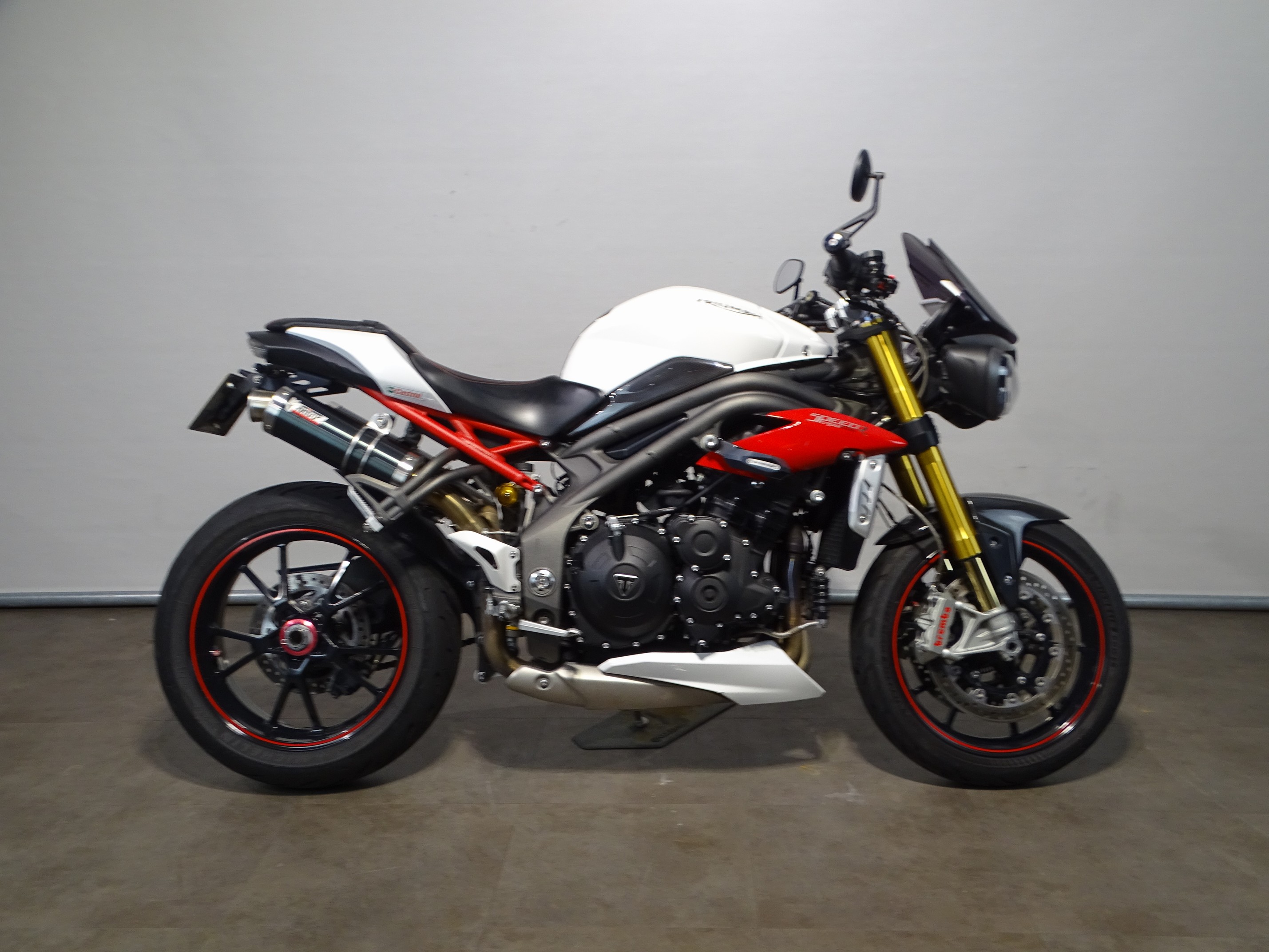 TRIUMPH SPEED TRIPLE 1050 ABS