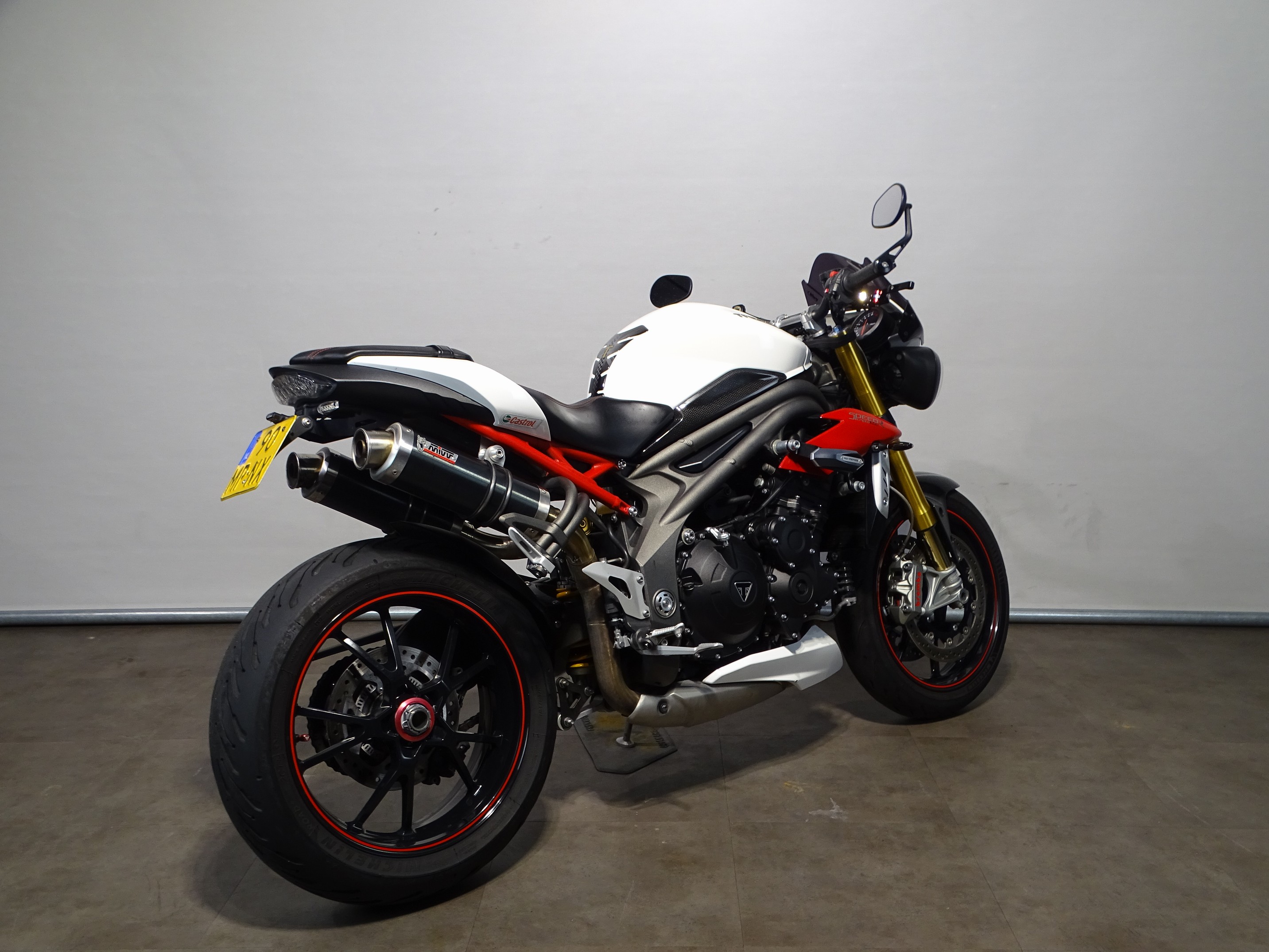 TRIUMPH SPEED TRIPLE 1050 ABS