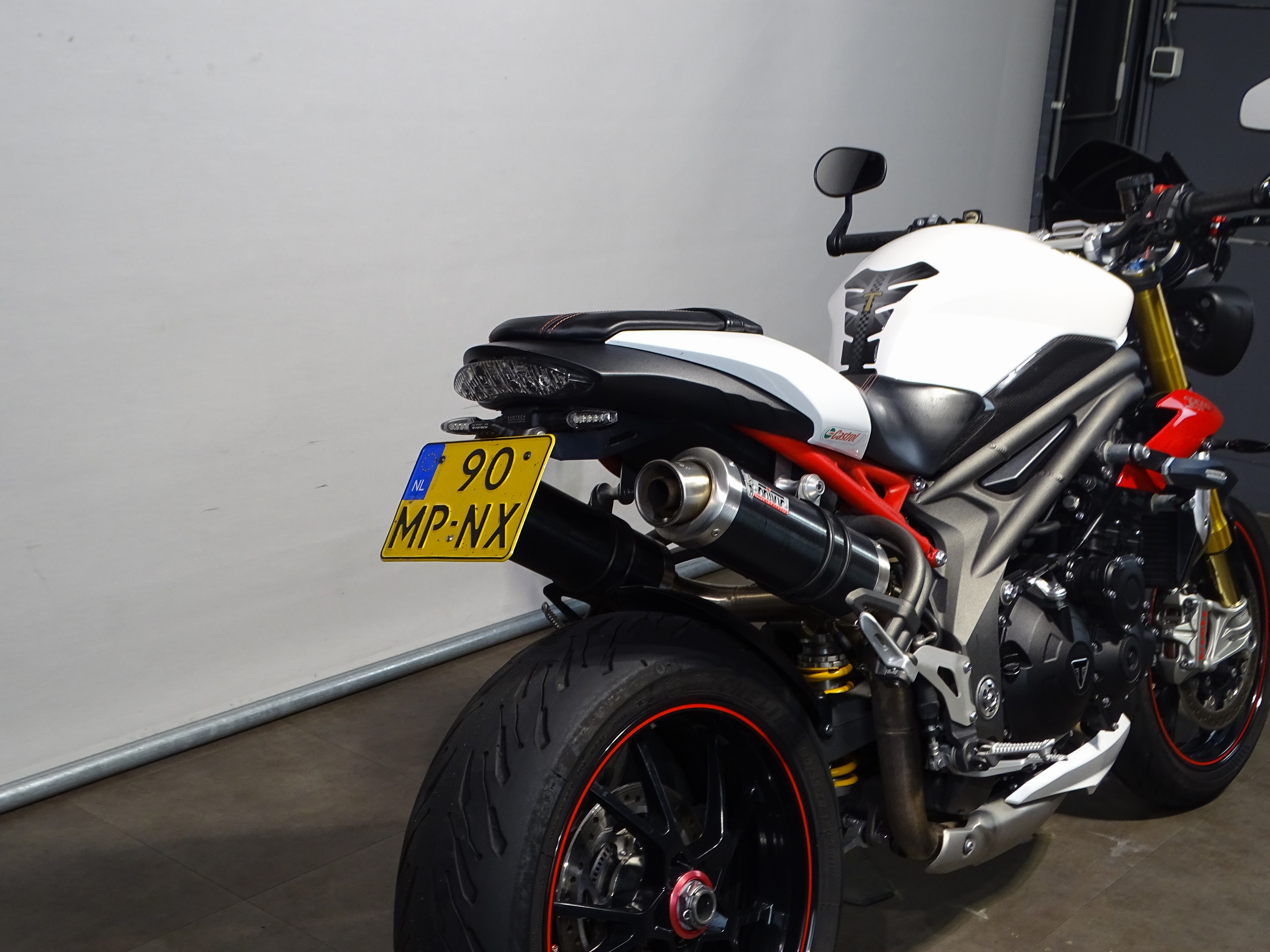 TRIUMPH SPEED TRIPLE 1050 ABS