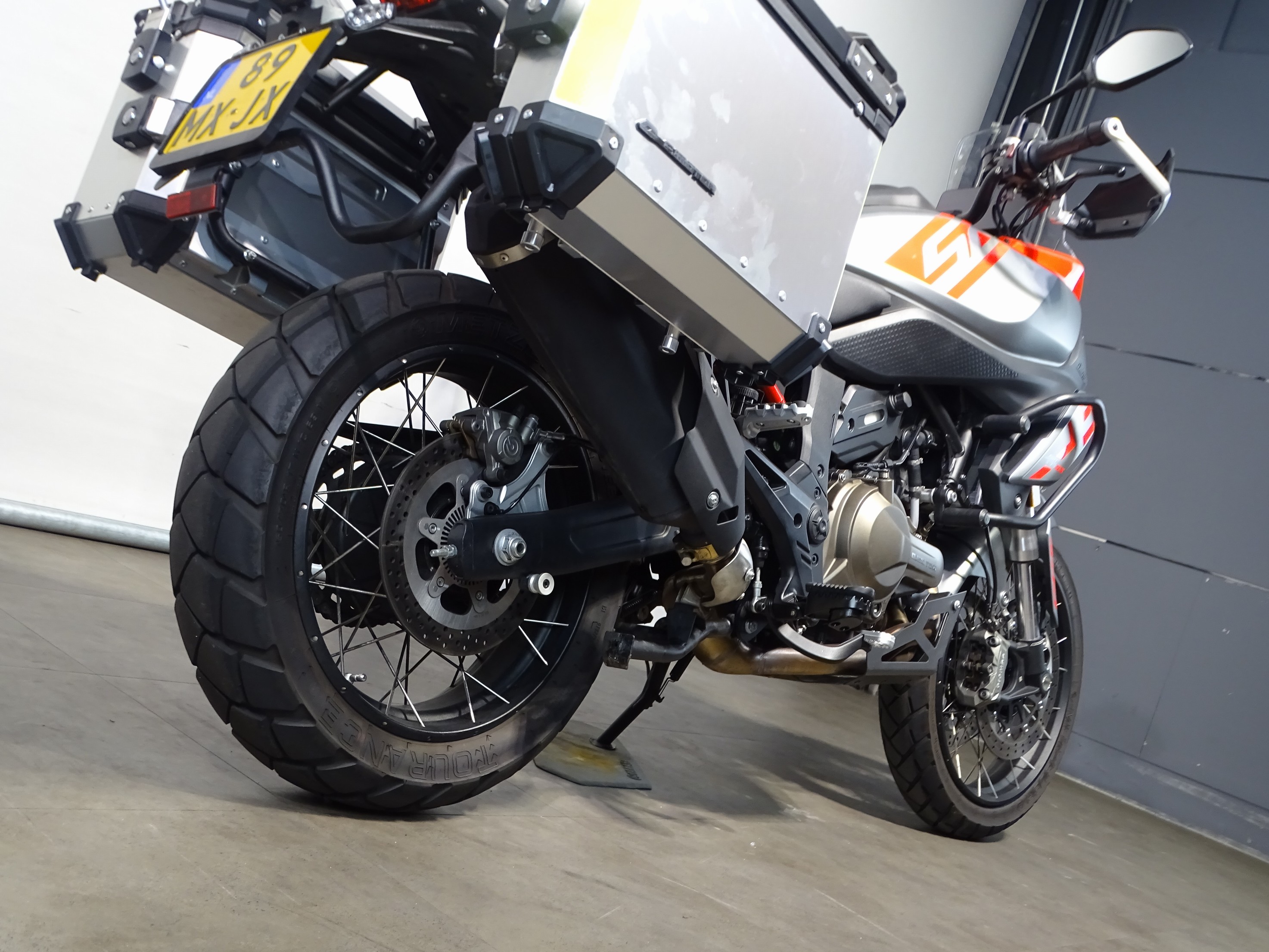 QJMOTOR SRT 600 SX TOURING