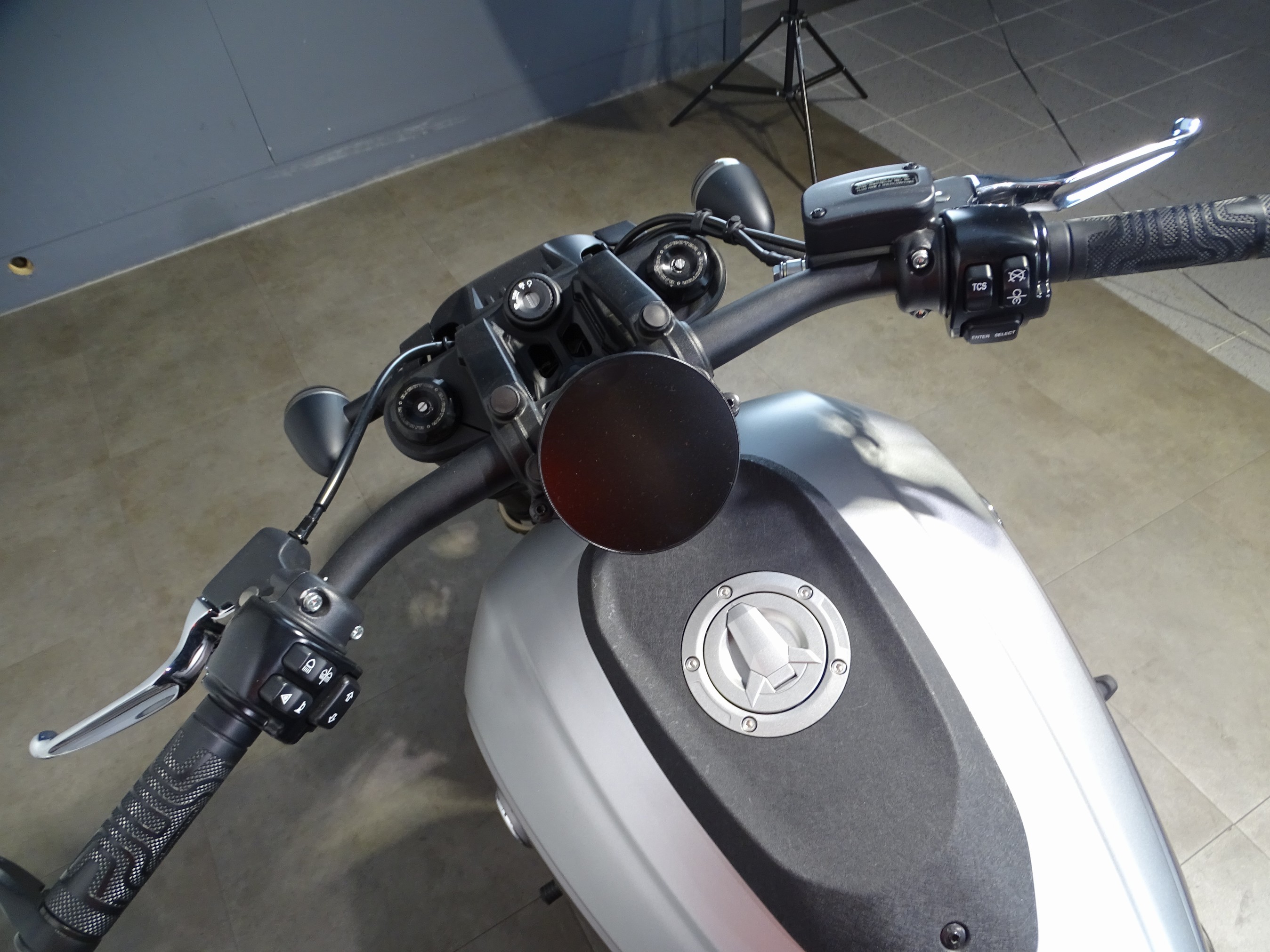QJMOTOR SRV 600 V2